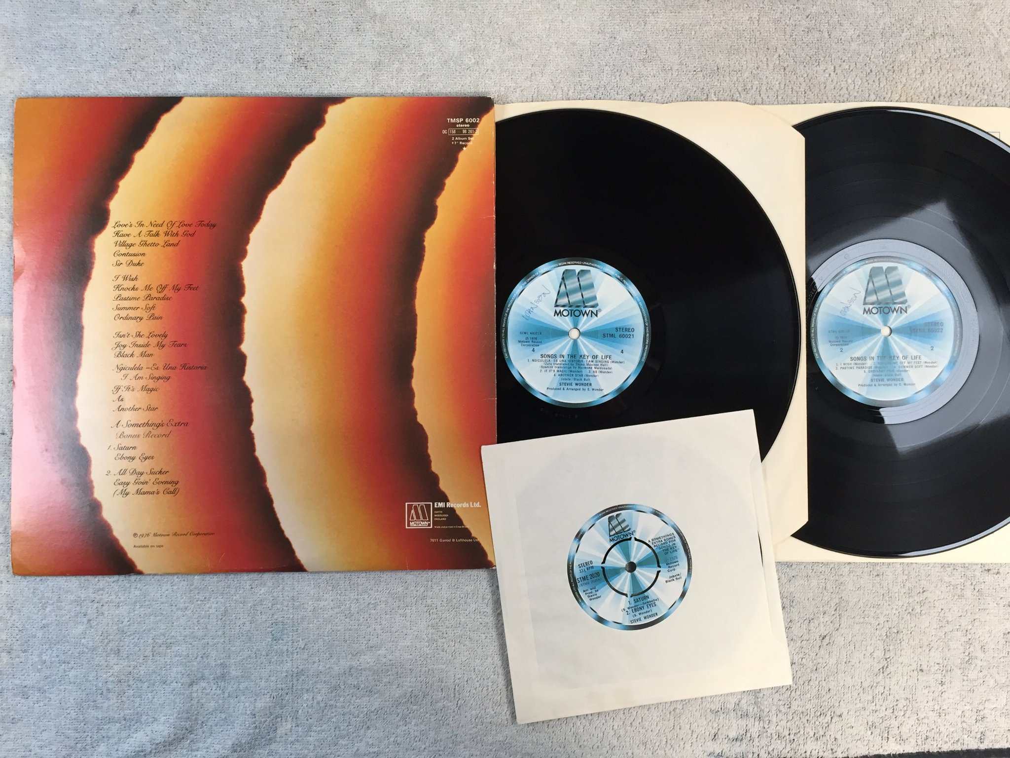 Omslagsbild för skivan STEVIE WONDER songs in the keys of life 2xLP + 7"single UK MOTOWN STML 60022