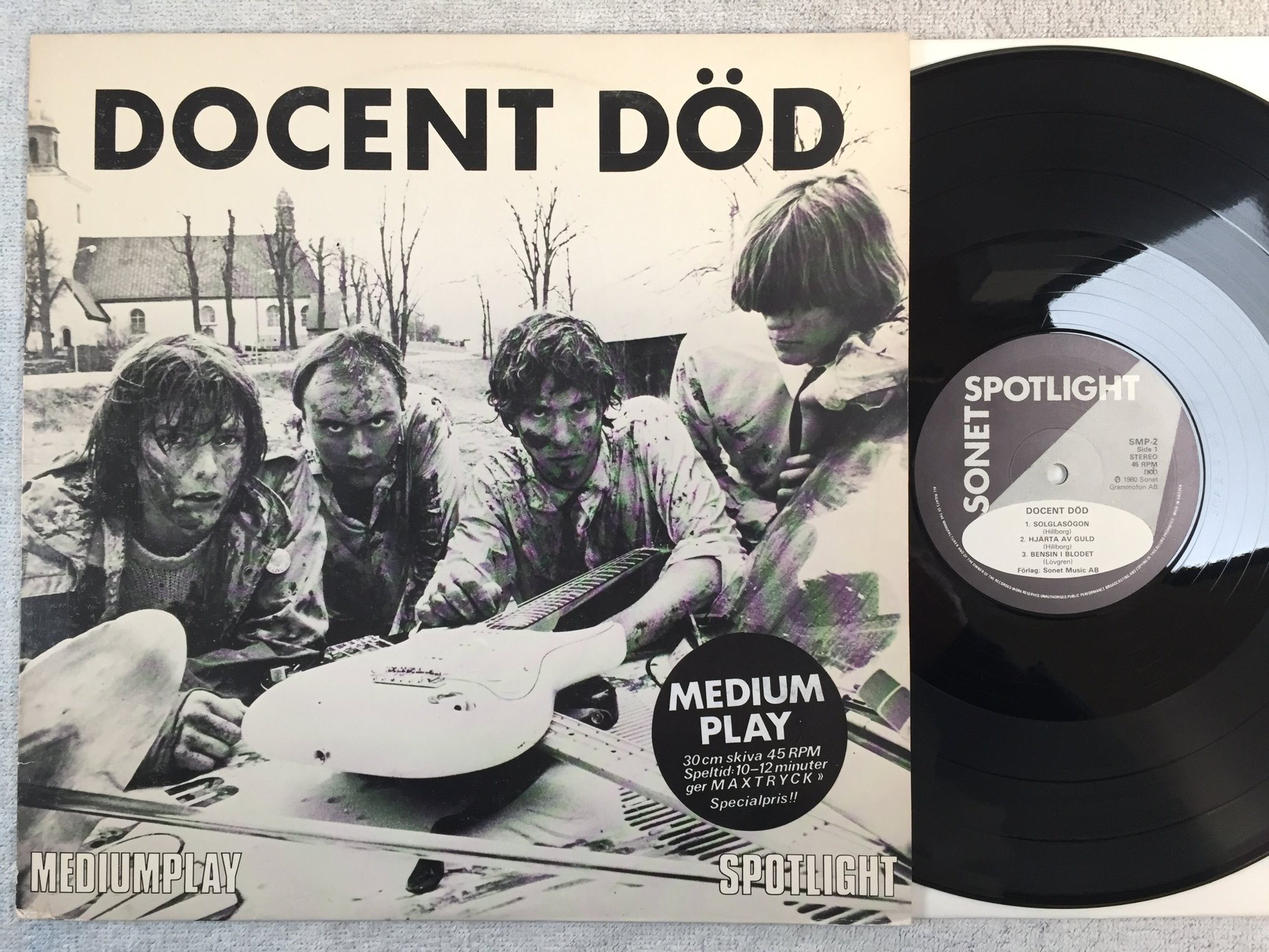 Omslagsbild för skivan DOCENT DÖD s/t LP -80 Swe SONET SMP-2