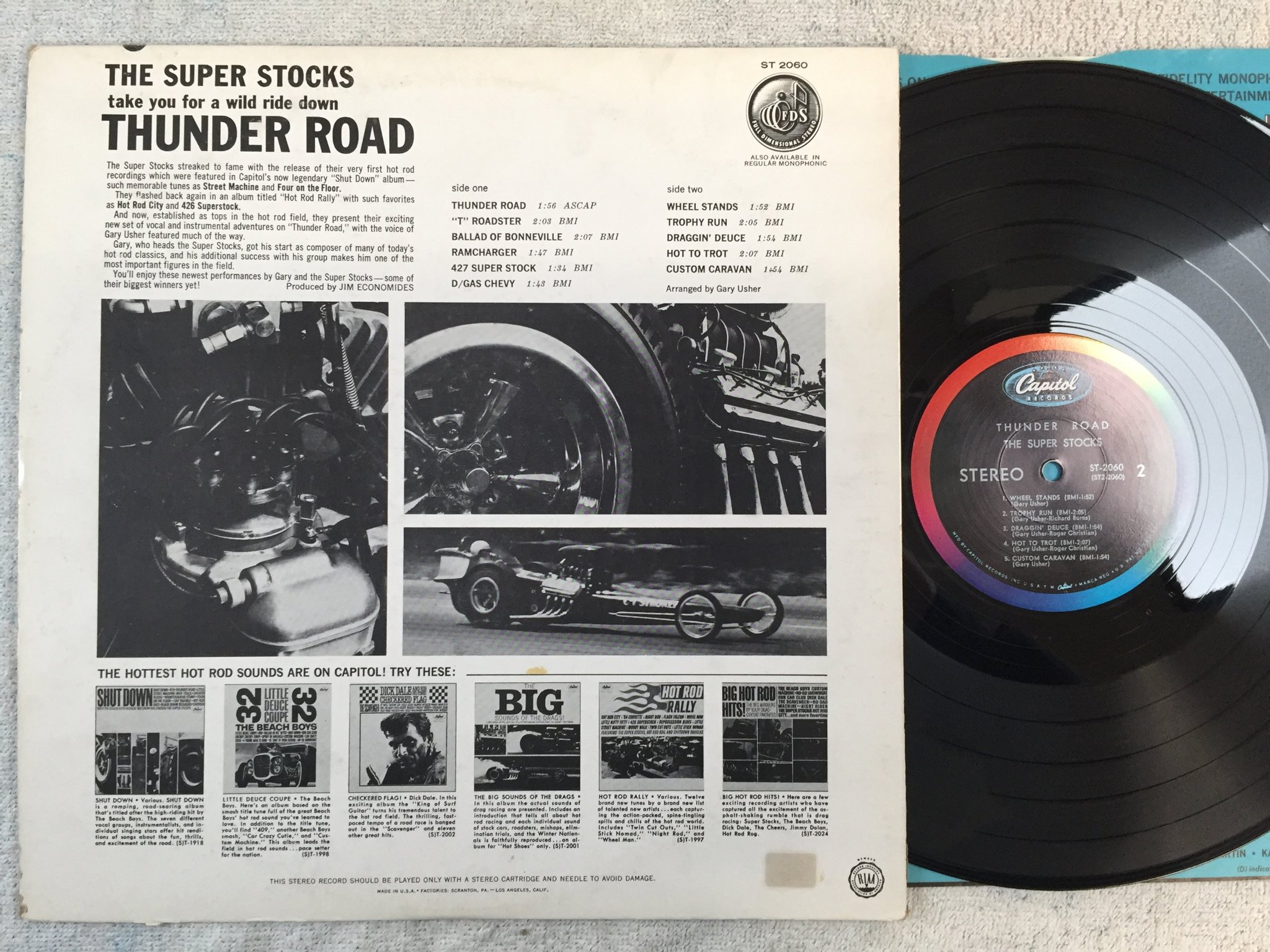 Omslagsbild för skivan THE SUPER STOCKS thunder road LP -64 US CAPITOL ST 2060 surf rock