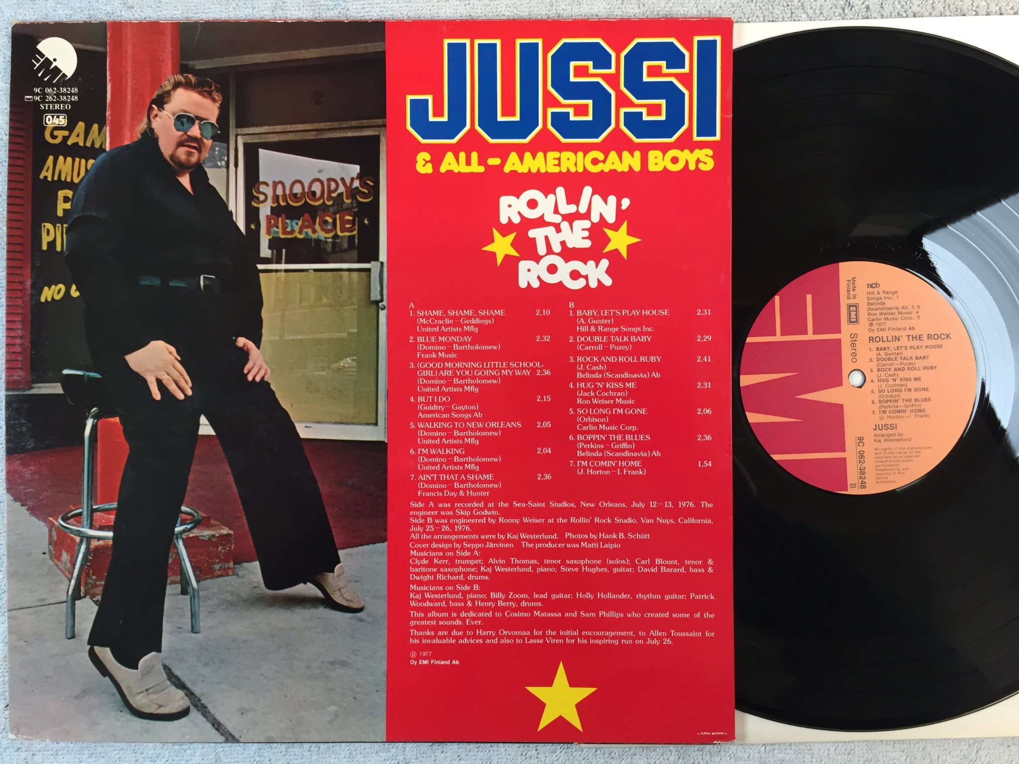 Omslagsbild för skivan JUSSI rollin the rock LP -77 Finland EMI 9C 062-38248
