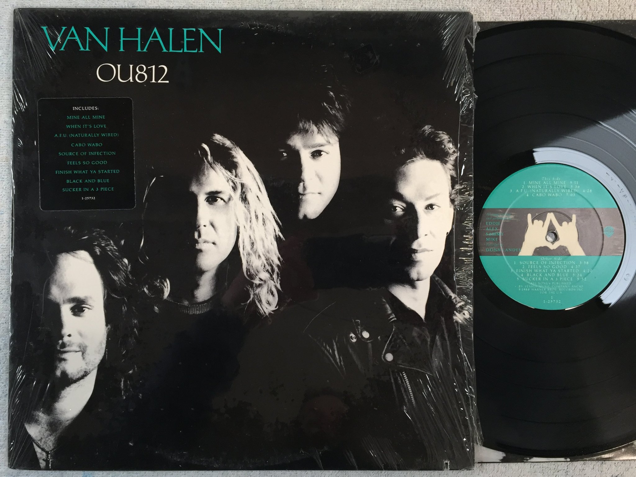 Omslagsbild för skivan VAN HALEN ou812 LP -88 US WARNER 1-25732
