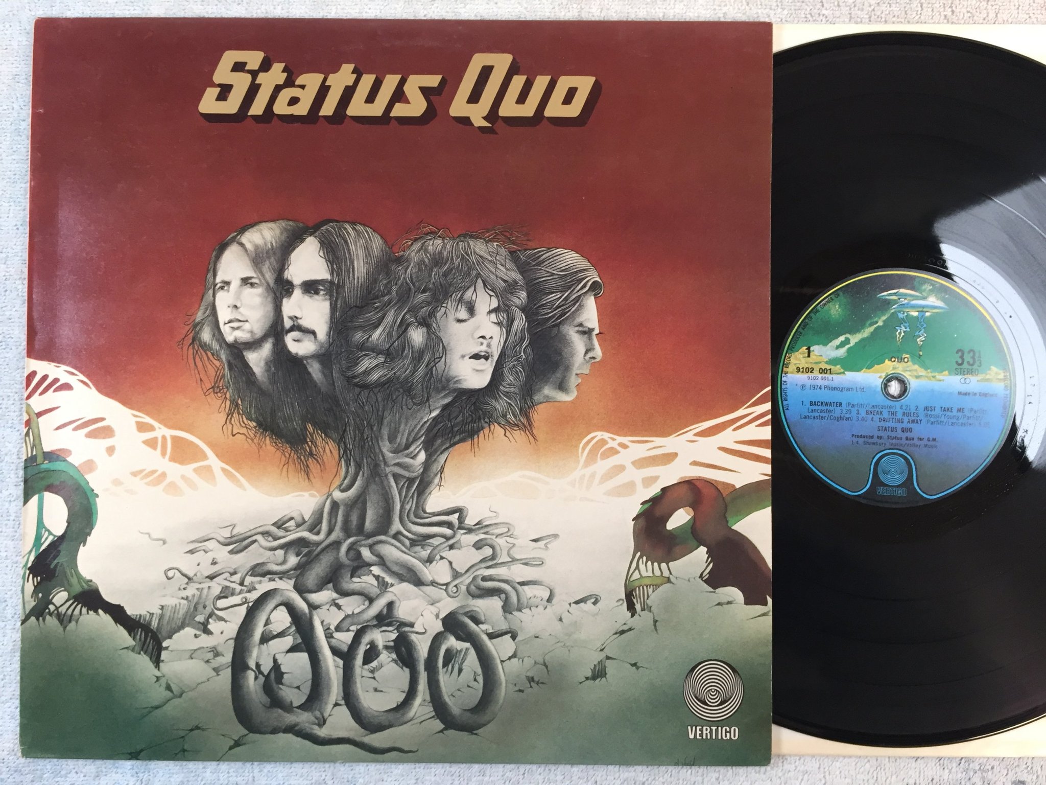 Omslagsbild för skivan STATUS QUO quo LP -74 UK VERTIGO 9102 001
