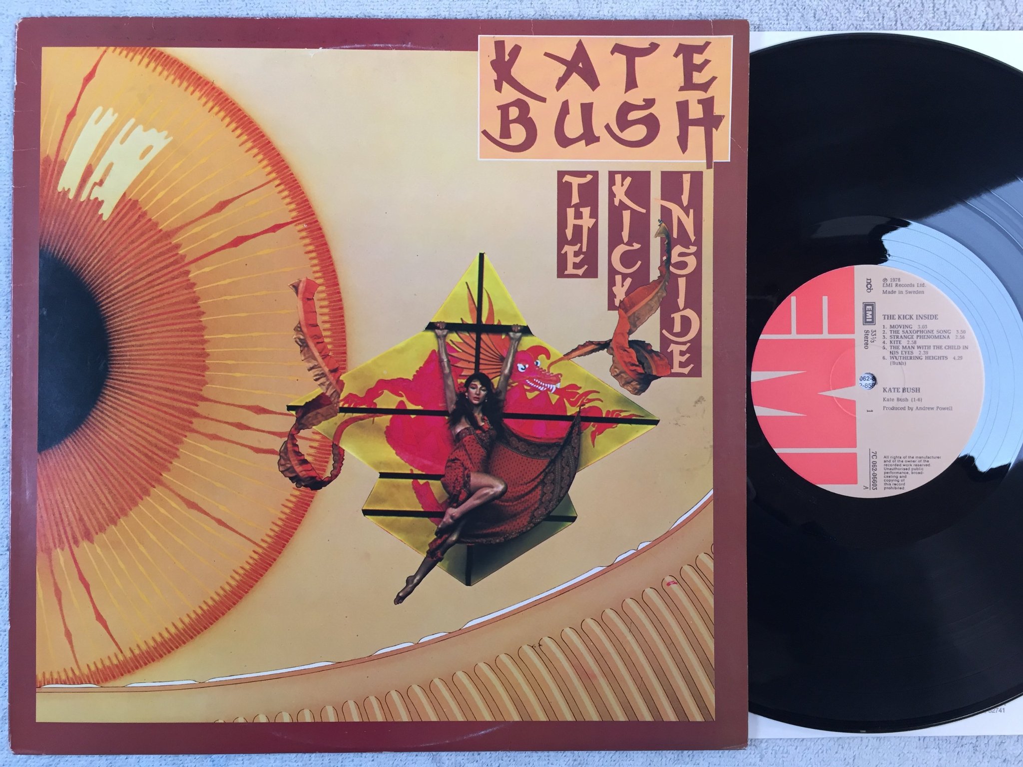 Omslagsbild för skivan KATE BUSH the kick inside LP -78 Swe EMI 7C 062-06603 "wuthering heights"
