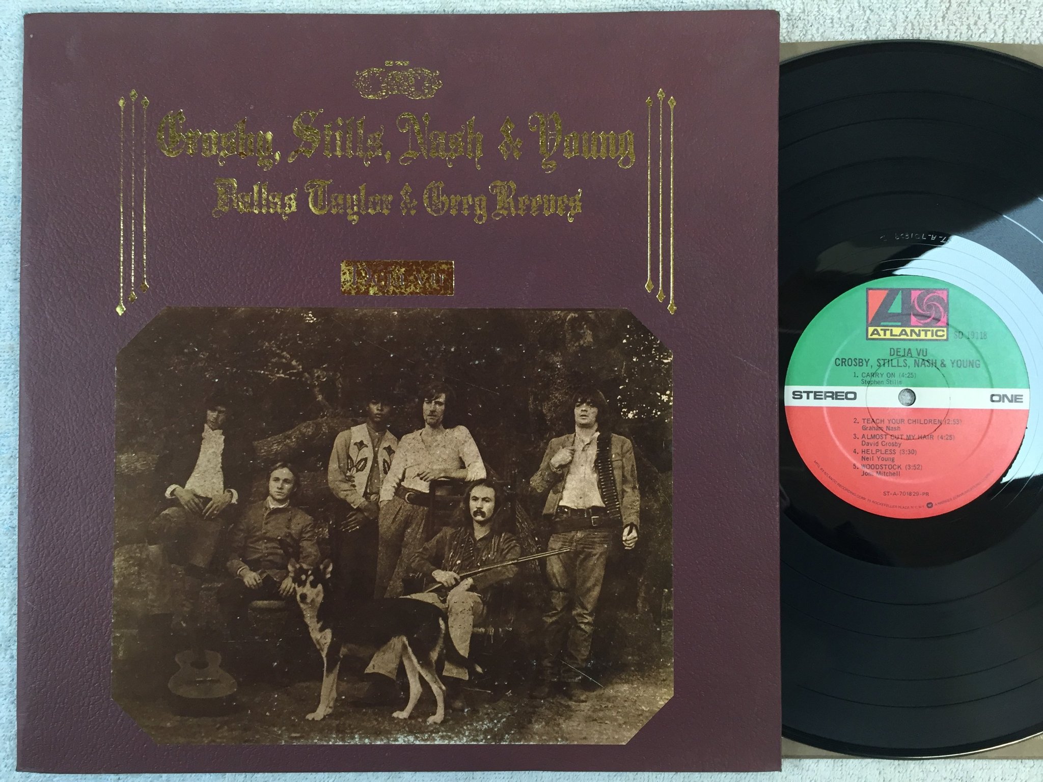 Omslagsbild för skivan CROSBY STILLS MASH & YOUNG deja vu LP -70 US ATLANTIC SD 19118