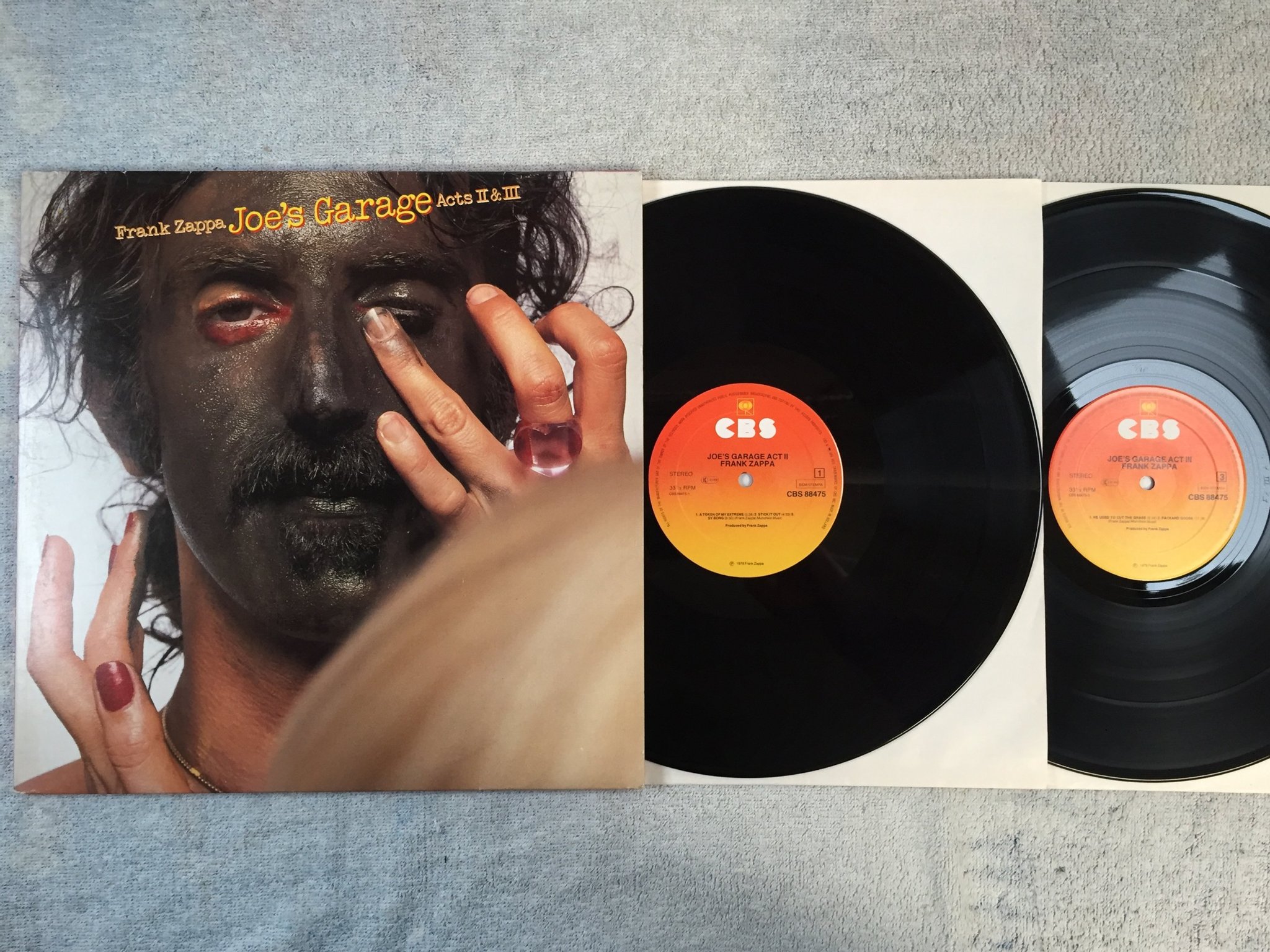 Omslagsbild för skivan FRANK ZAPPA Joe's garage act III 2xLP -79 Hol CBS 88475