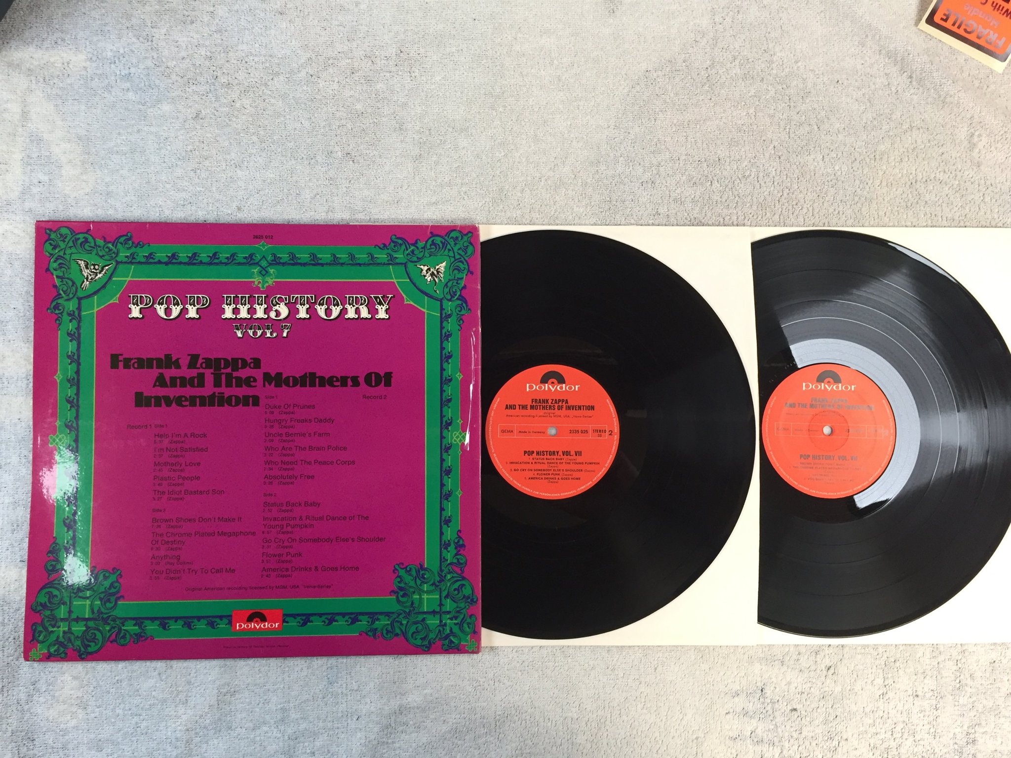 Omslagsbild för skivan FRANK ZAPPA & THE MOTHERS pop history vol VII 2xLP Ger POLYDOR 2335024