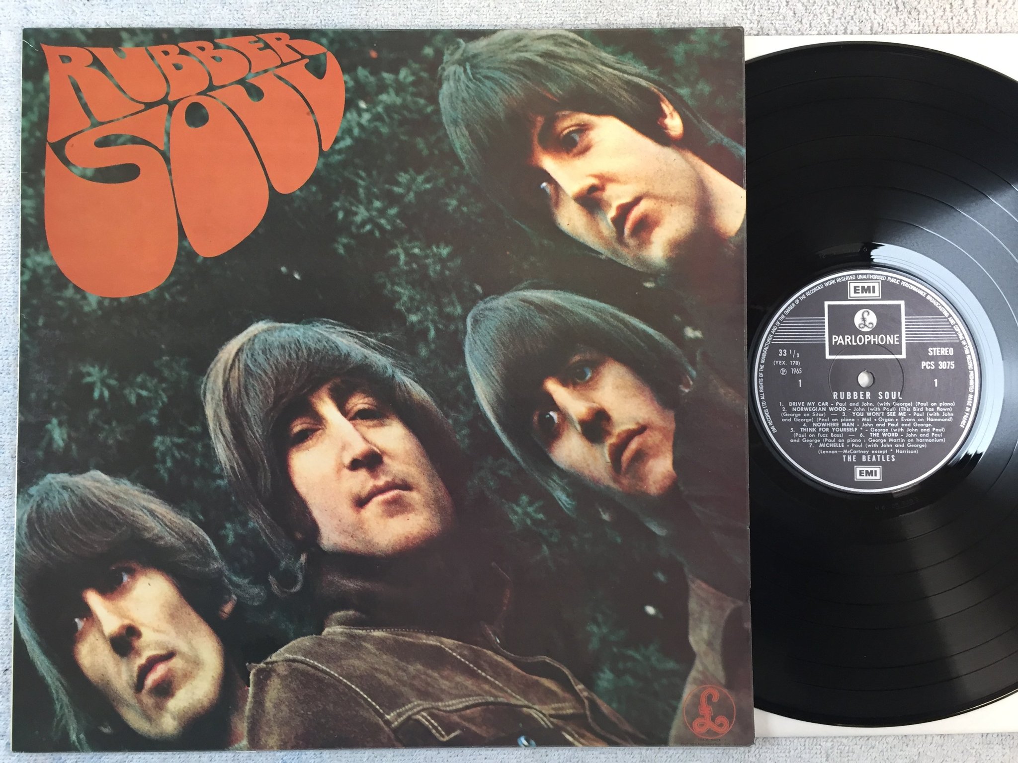 Omslagsbild för skivan THE BEATLES rubber soul LP -65 Fra EMI / PARLOPHONE PCS 3075
