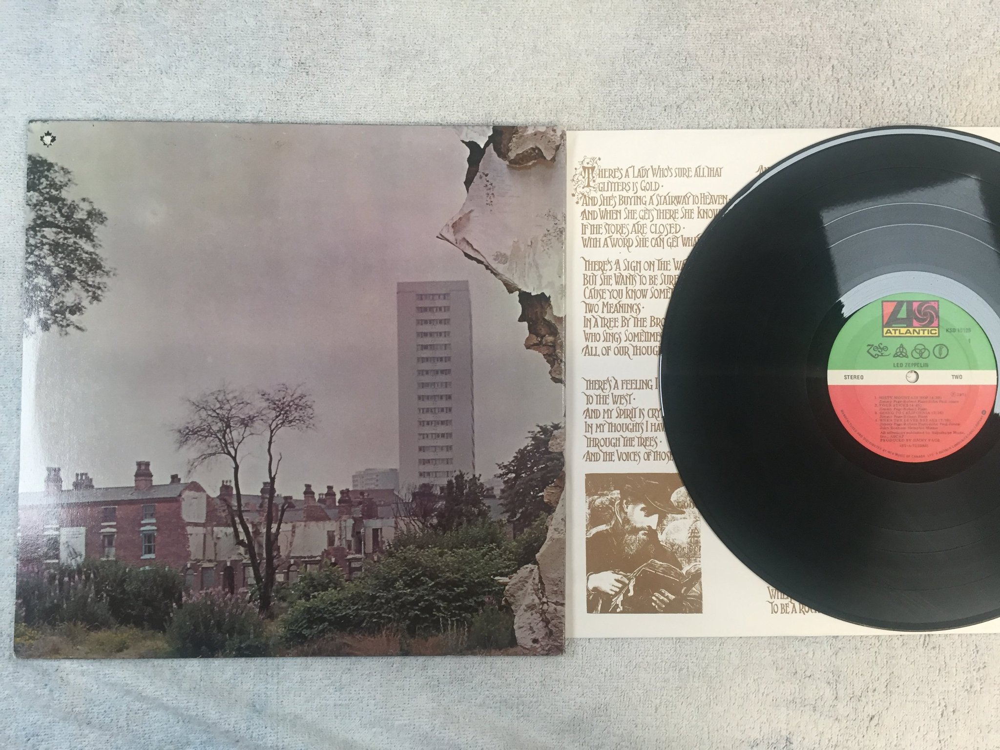 Omslagsbild för skivan LED ZEPPELIN s/t LP re Can ATLANTIC KSD 19129