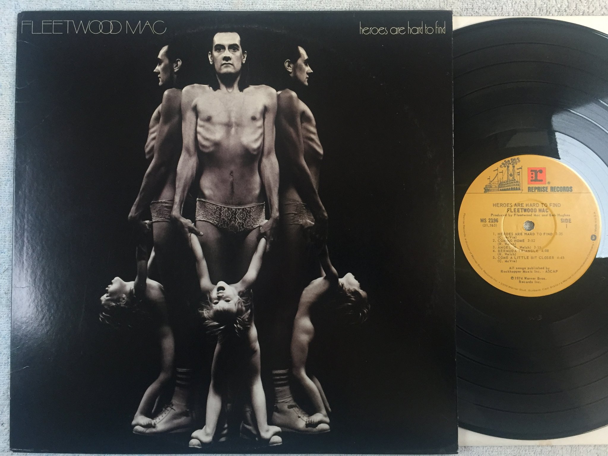 Omslagsbild för skivan FLEETWOOD MAC heroes are hard to find LP -74 US REPRISE MS 2196