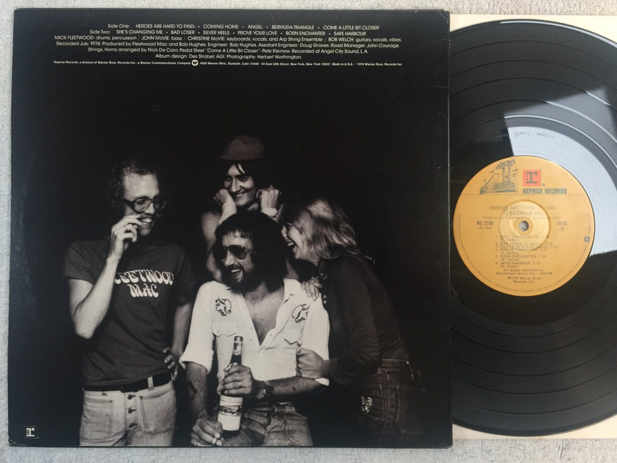 Omslagsbild för skivan FLEETWOOD MAC heroes are hard to find LP -74 US REPRISE MS 2196