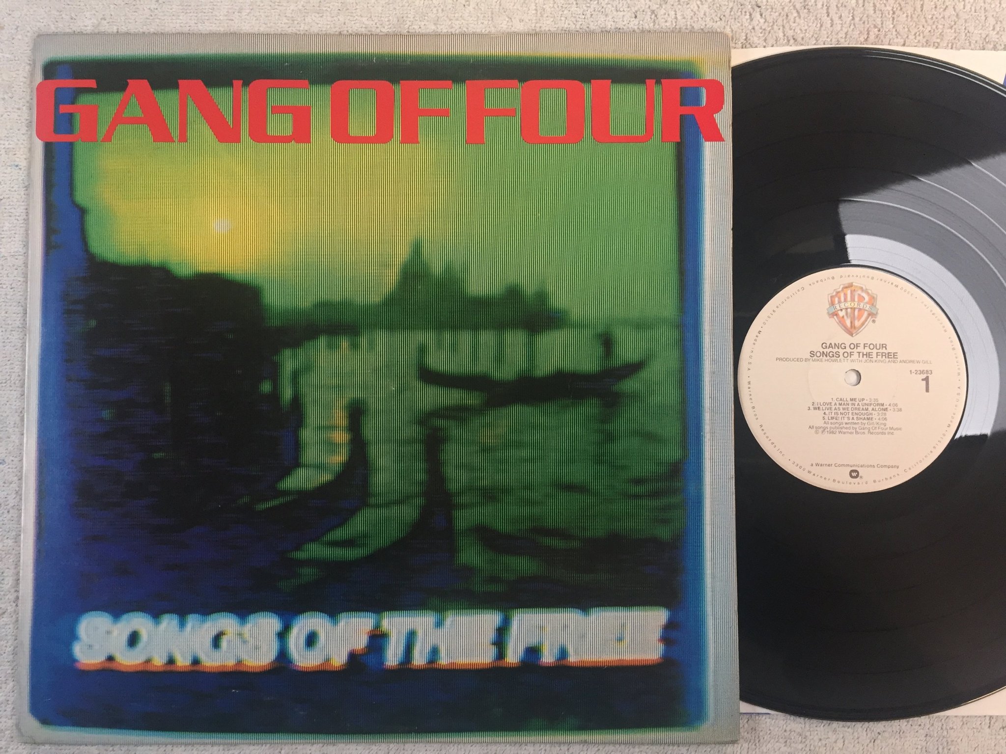 Omslagsbild för skivan GANG OF FOUR songs of the free LP -82 US WARNER 1-23683