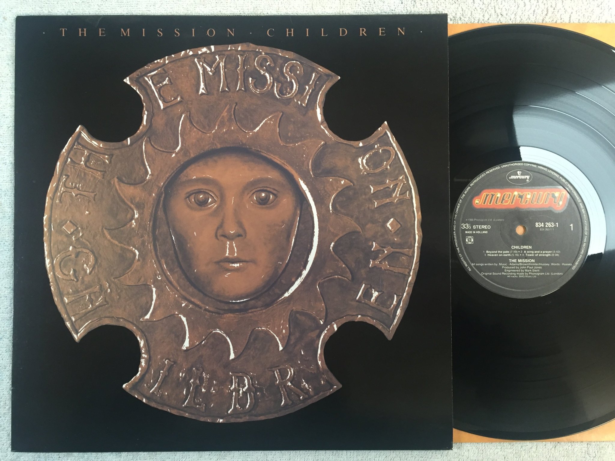 Omslagsbild för skivan THE MISSION children LP -88 Hol MERCURY 834 263-1