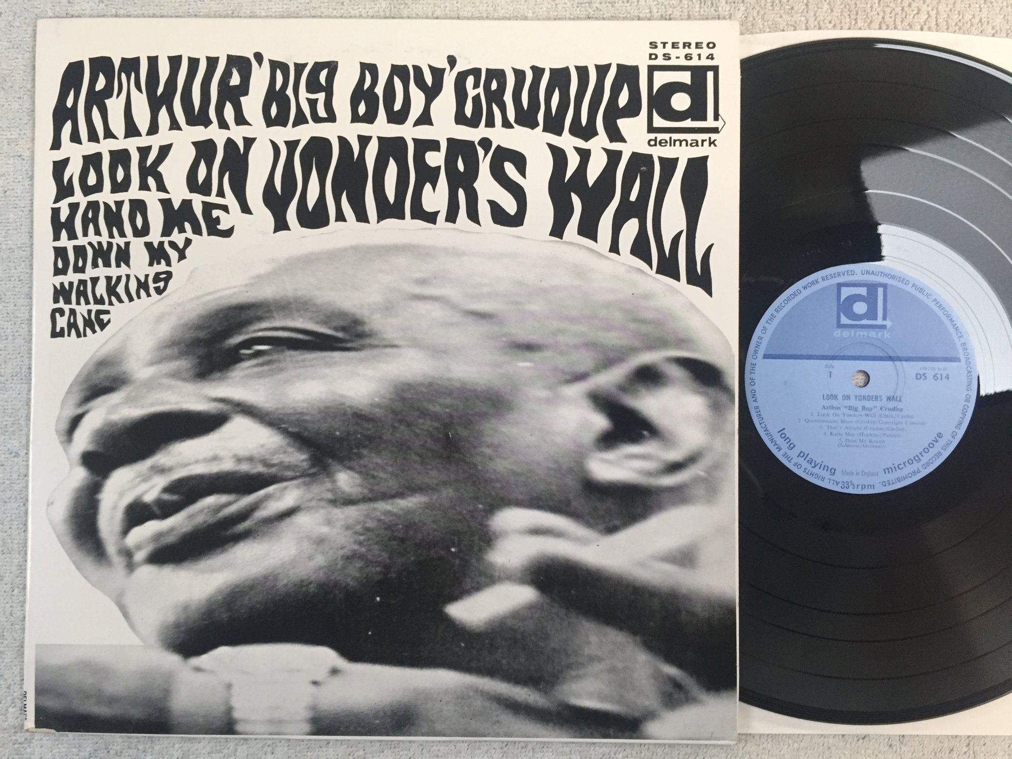 Omslagsbild för skivan ARHUR CRUDUP Look On Yonder's Wall LP -69 UK DELMARK DS 614