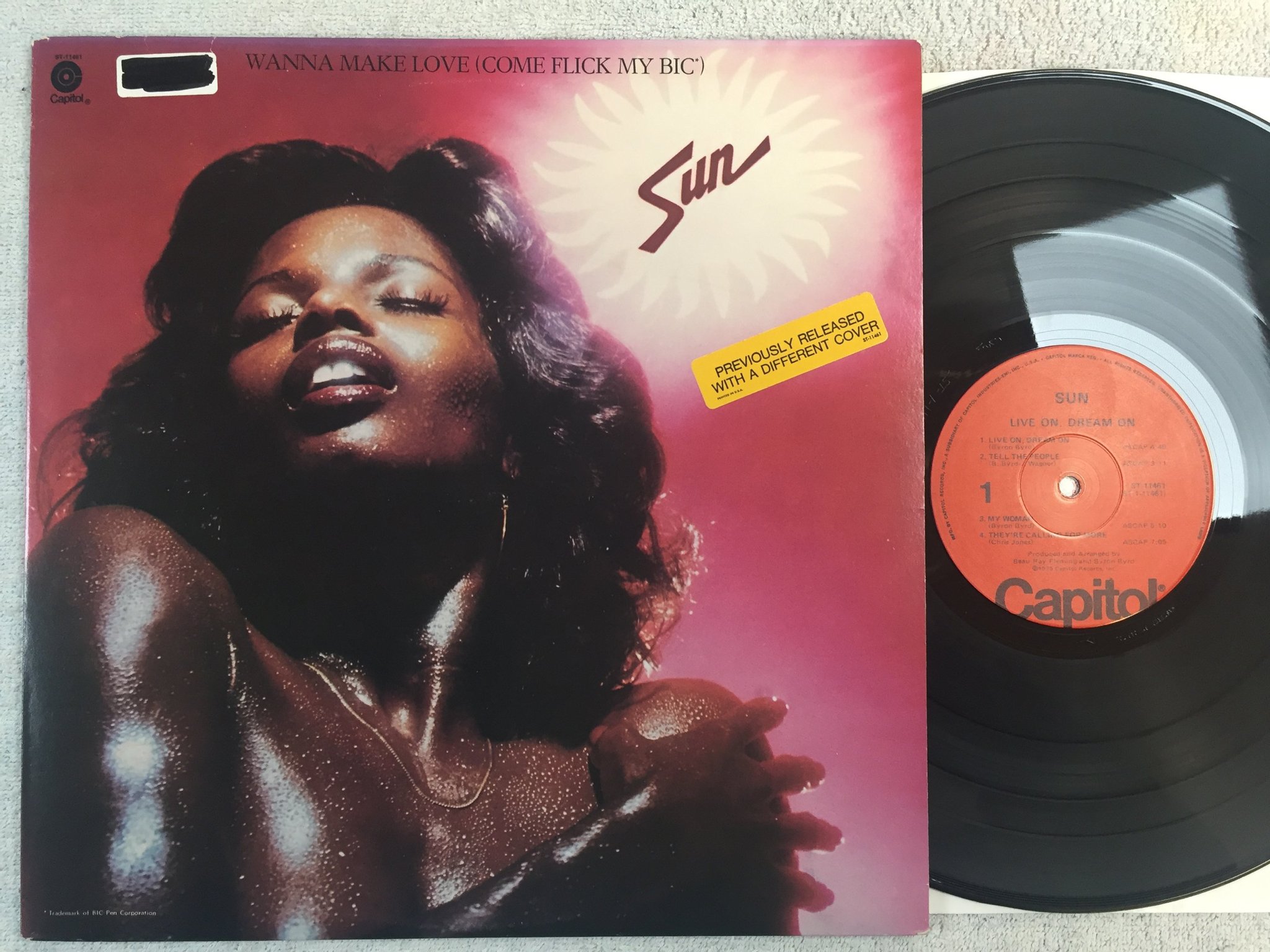 Omslagsbild för skivan SUN live on, dream in LP -76 US CAPITOL ST 11461