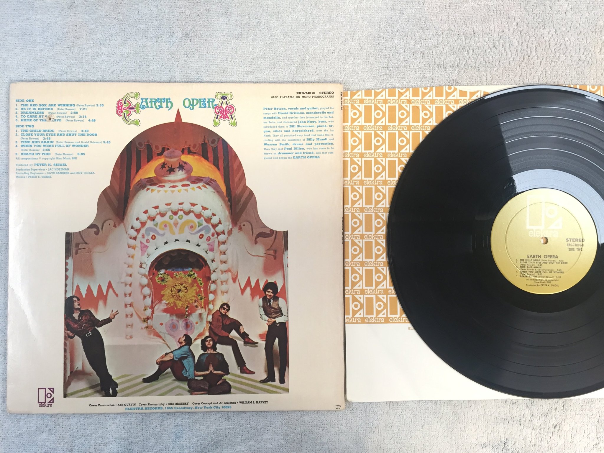 Omslagsbild för skivan EARTH OPERA s/t LP US ELEKTRA EKS-74016 