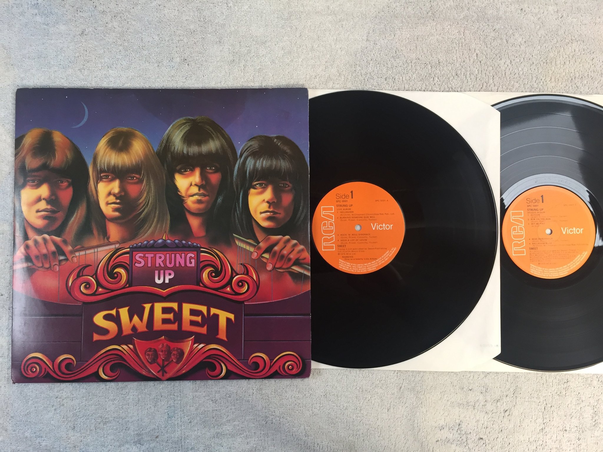 Omslagsbild för skivan SWEET strung up 2xLP -75 UK RCA SPC 0001