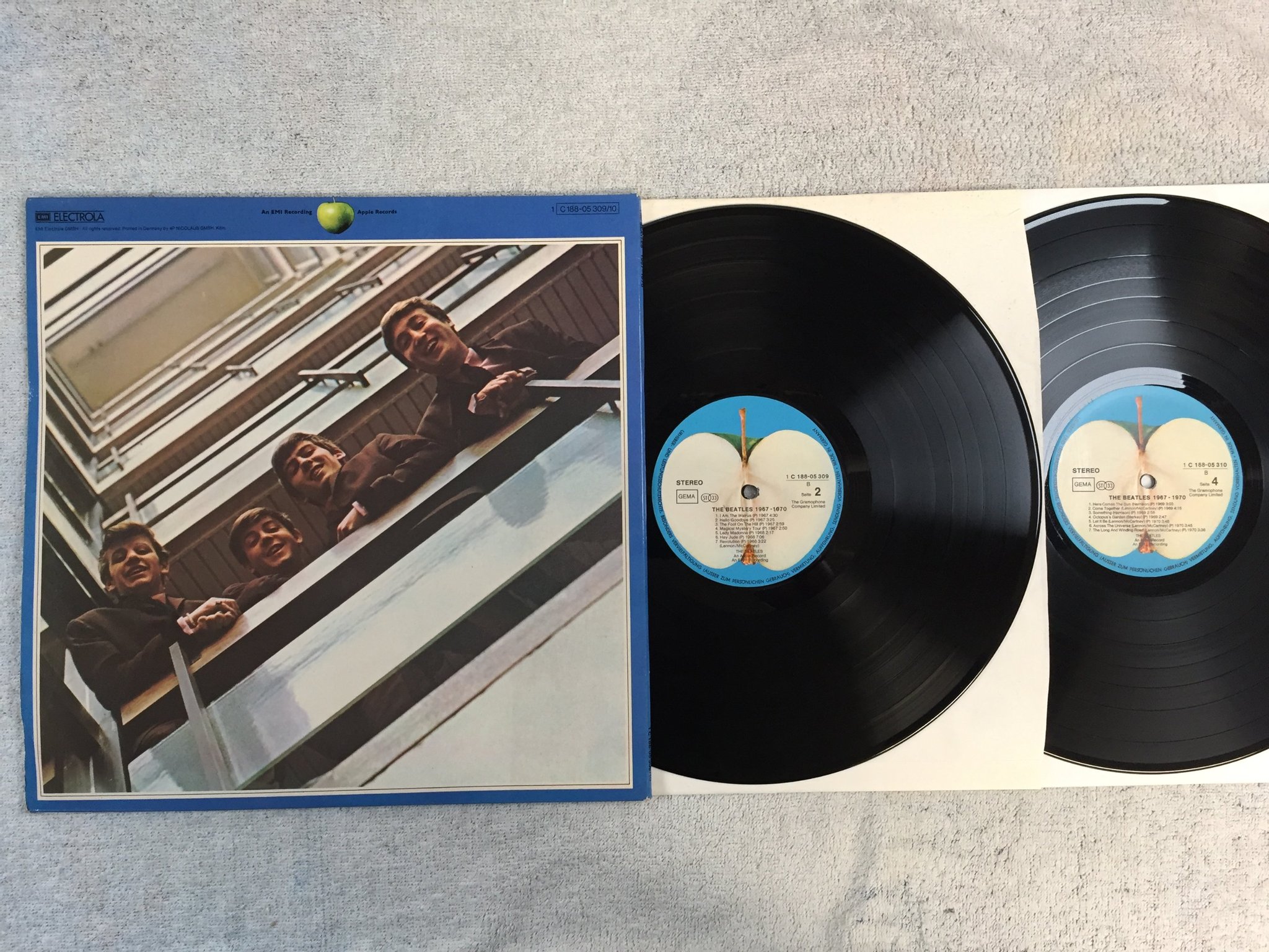 Omslagsbild för skivan THE BEATLES 1967-1970 2xLP Ger APPLE 1C 188-05309