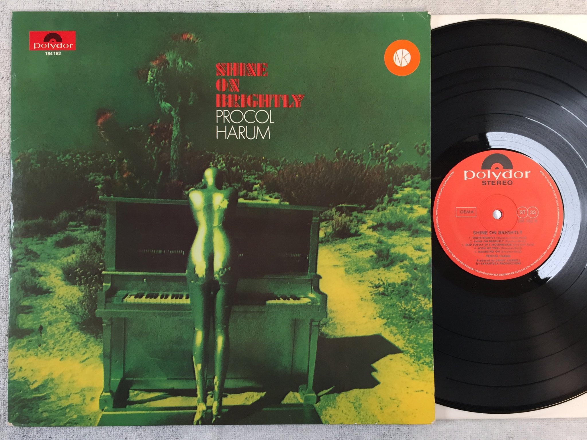 Omslagsbild för skivan PROCOL HARUM shine on brightly LP Ger POLYDOR 184162