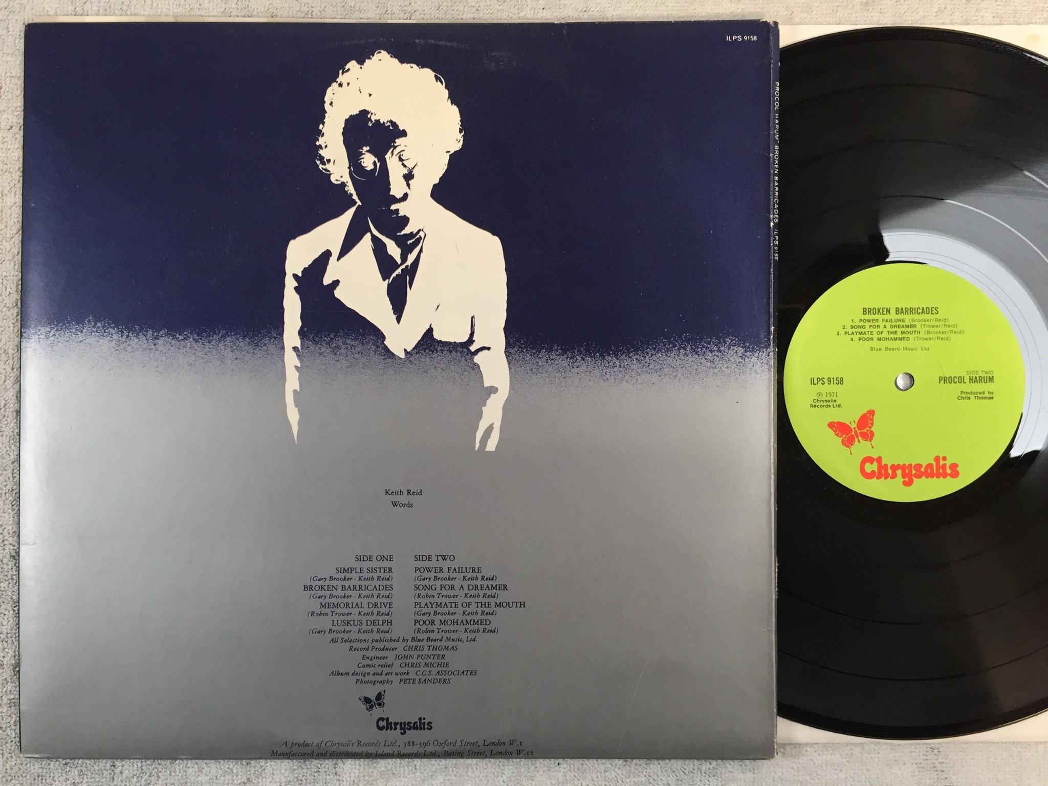 Omslagsbild för skivan PROCOL HARUM broken barricades LP UK Chrysalis ILPS 9158