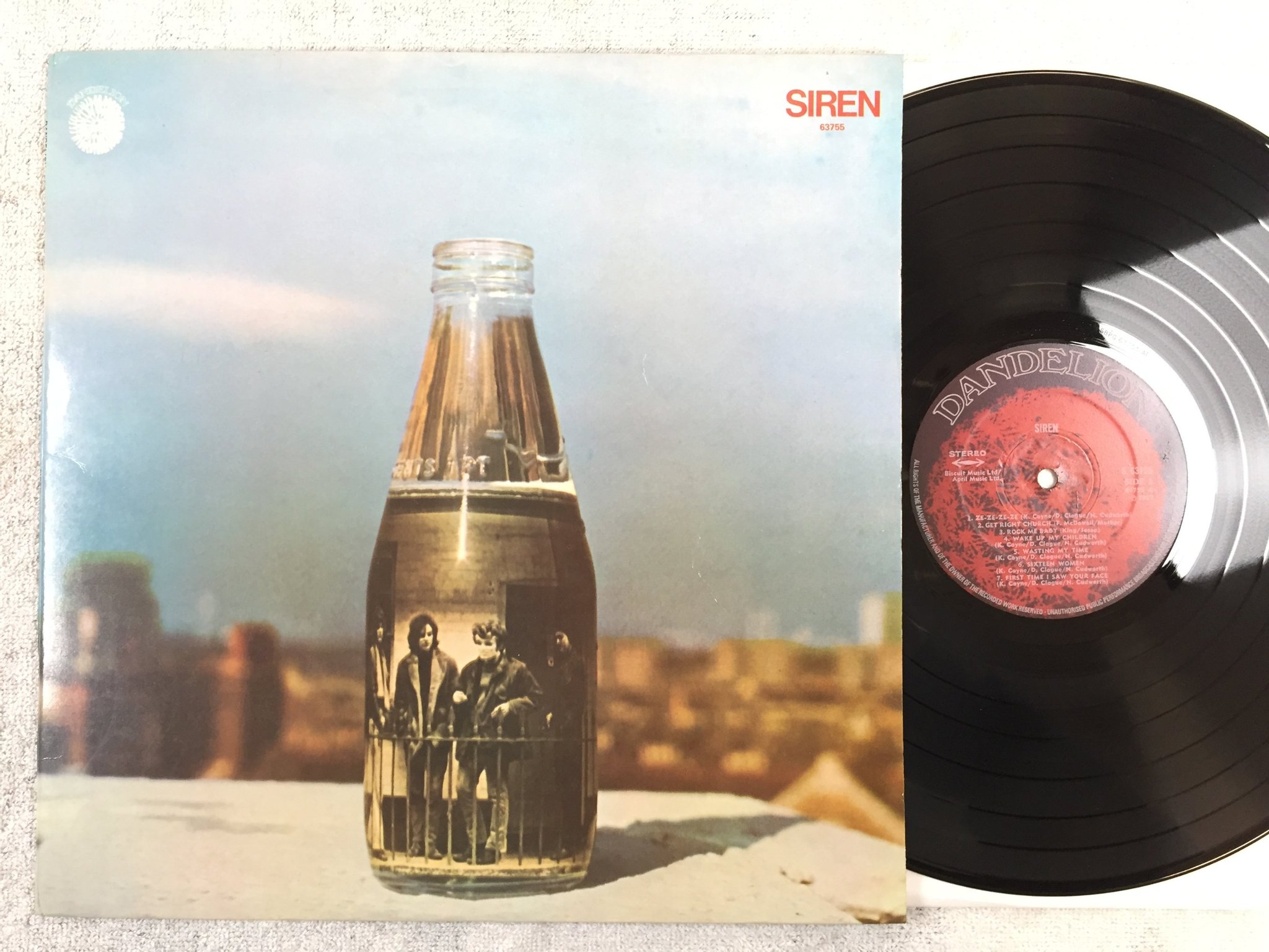 Omslagsbild för skivan SIREN s/t LP -69 UK DANDELION S 63755