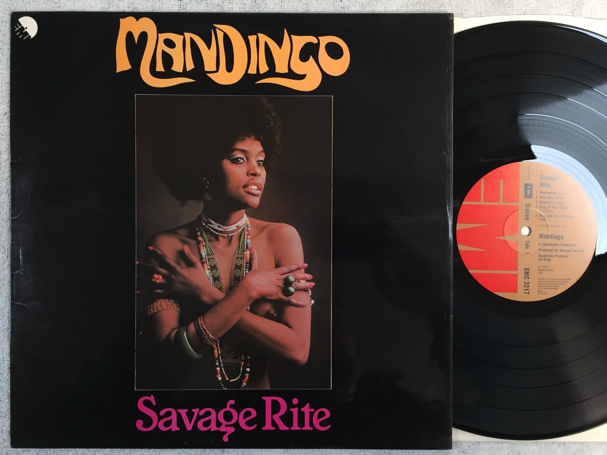 Omslagsbild för skivan MANDINGO savage rite LP -77 UK EMI EMC 3217  rare soul
