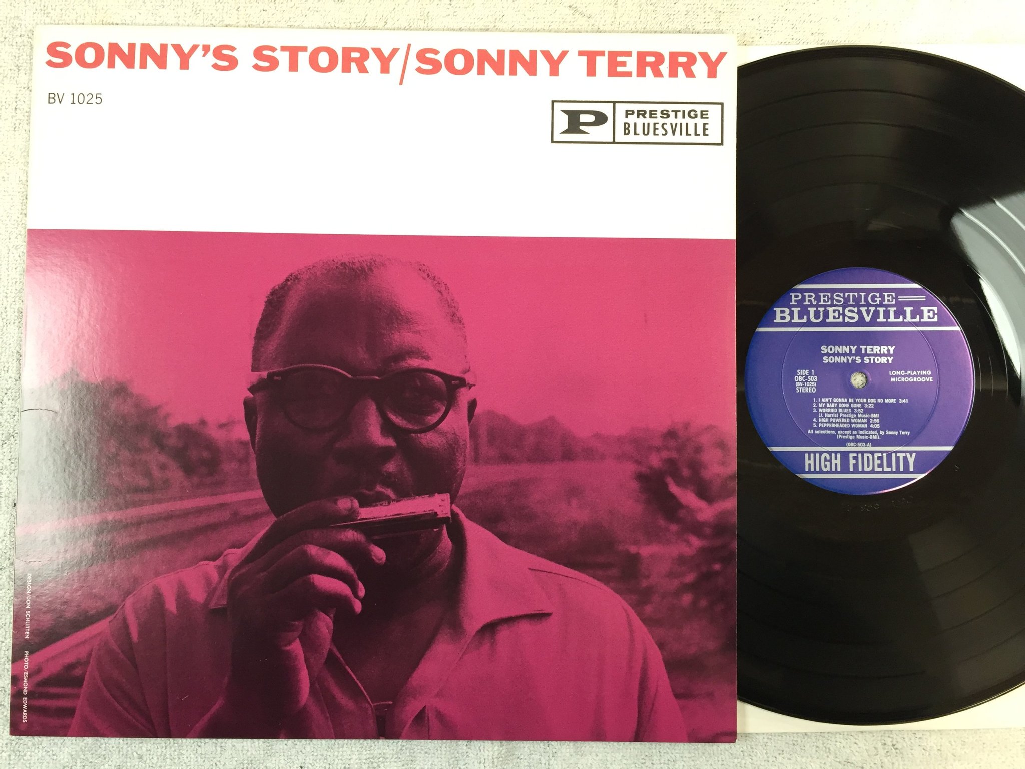 Omslagsbild för skivan SONNY TERRY Sonny's story LP re US PRESTIGE OBC 503