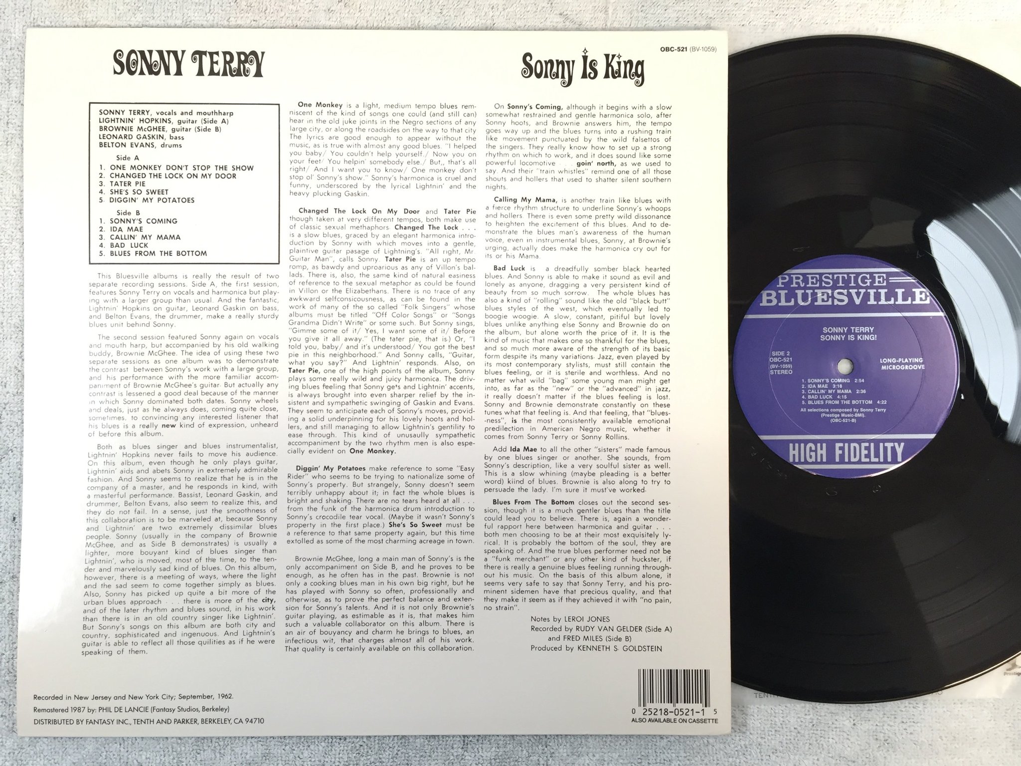 Omslagsbild för skivan SONNY TERRY Sonny is king LP re US PRESTIGE OBC 521