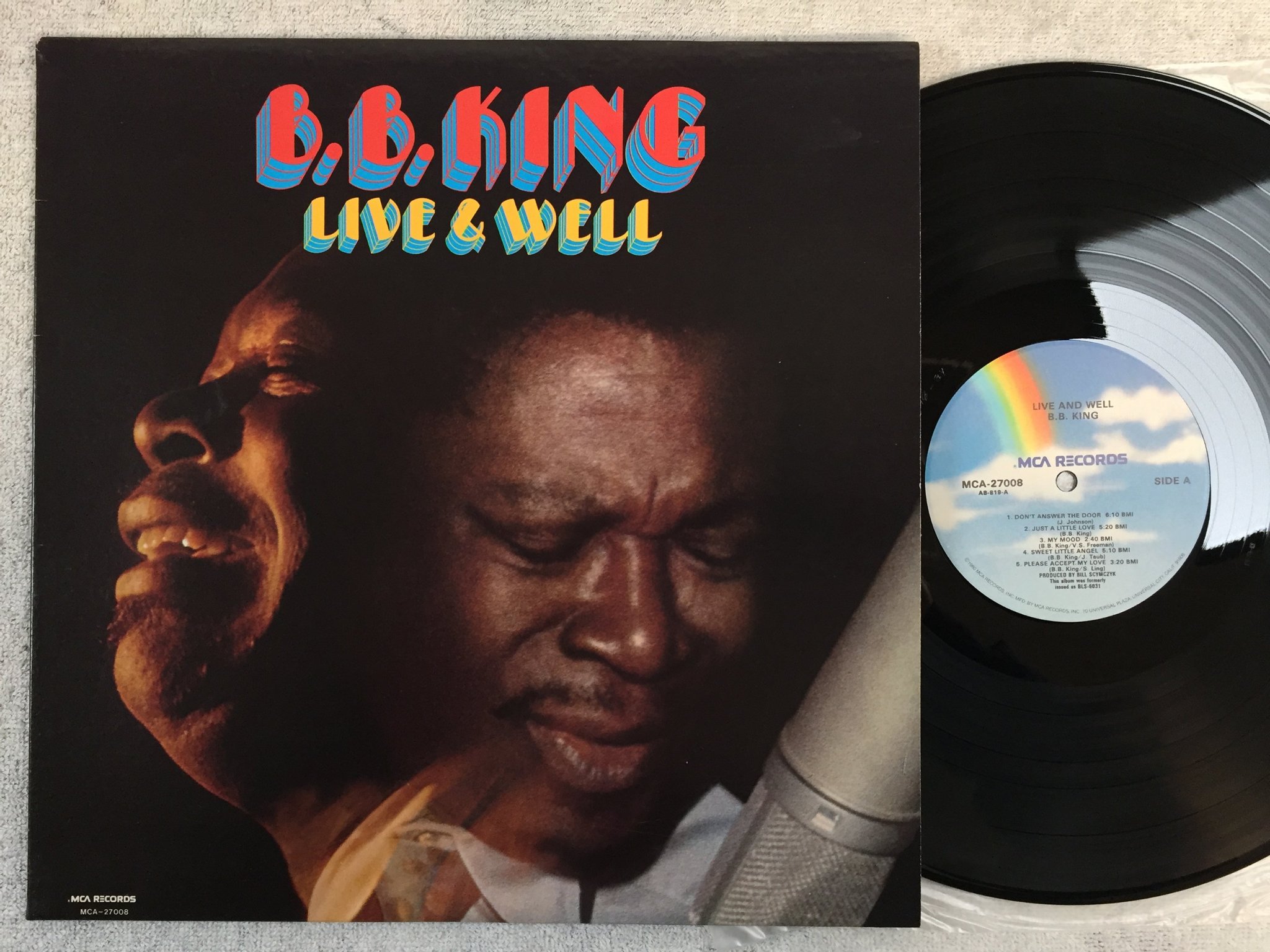 Omslagsbild för skivan BB KING live and well LP re US MCA 27008