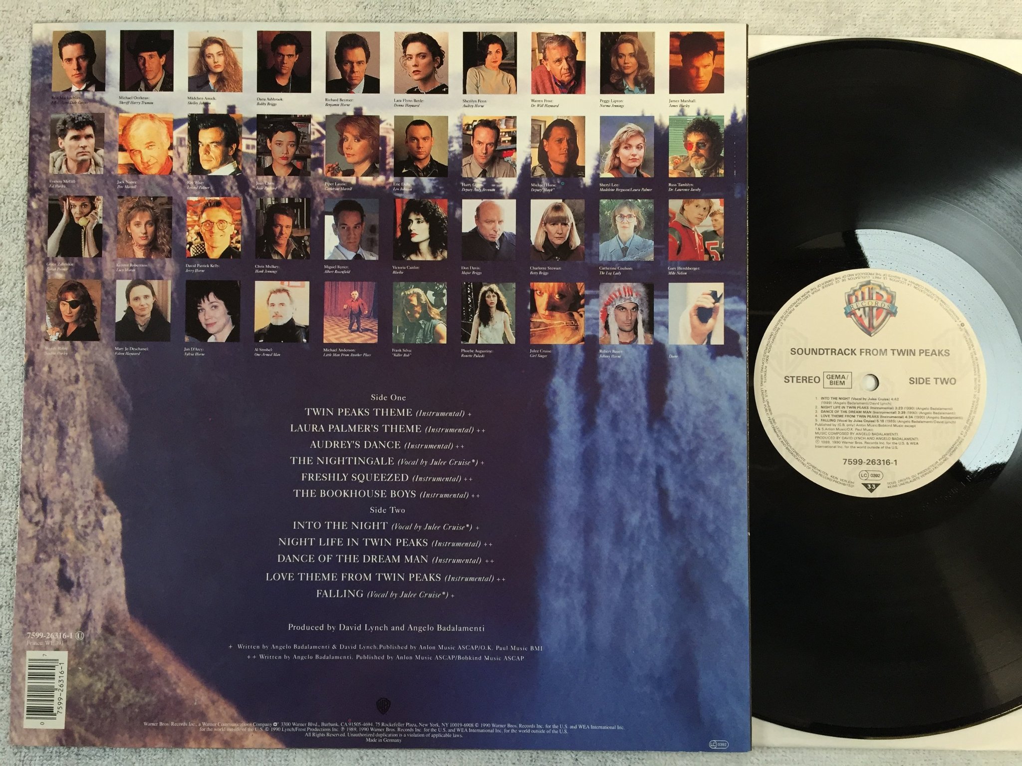 Omslagsbild för skivan DAVID LYNCH soundtrack from Twin Peaks LP -90 Ger WARNER 7599-26316-1