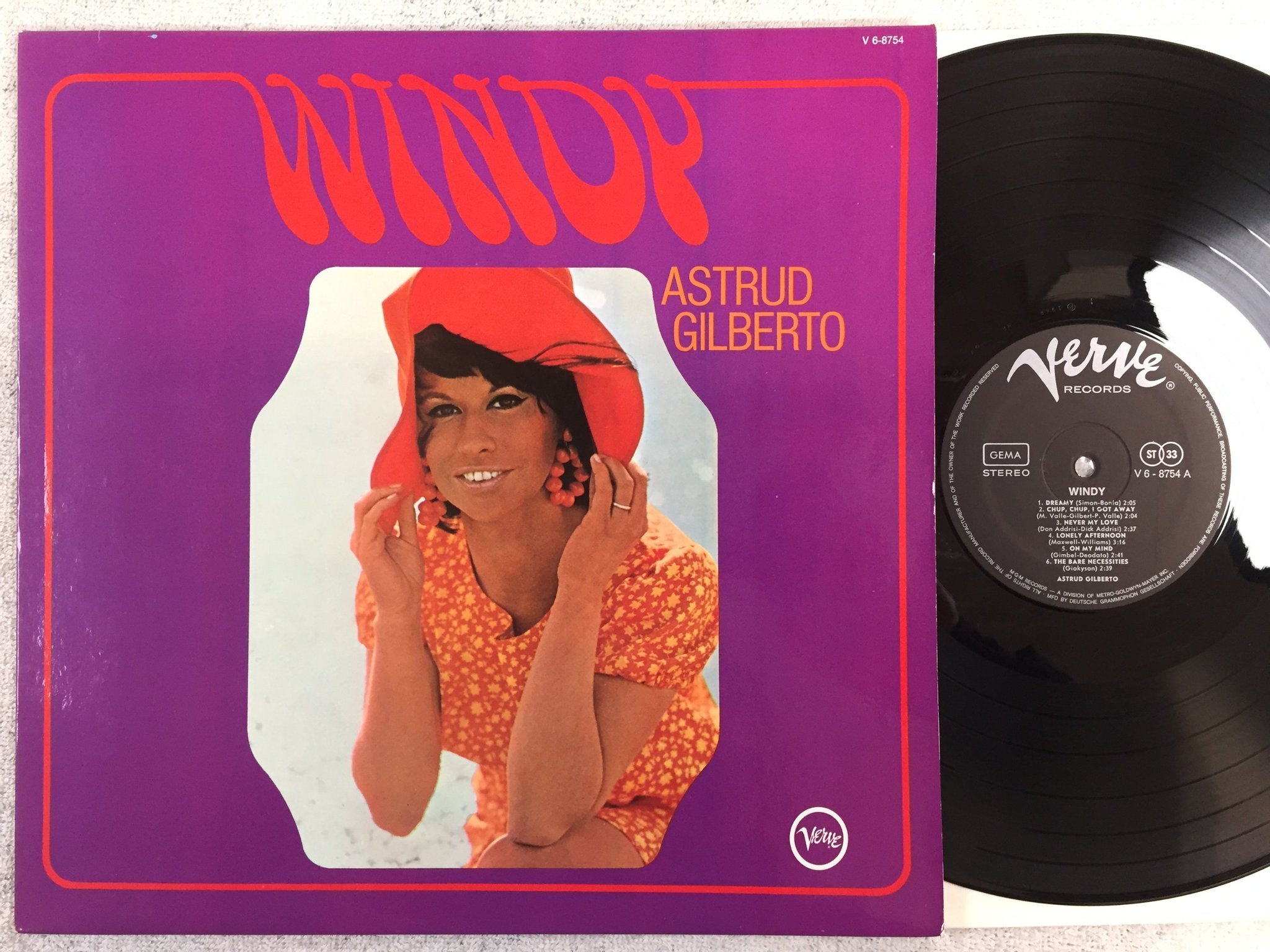 Omslagsbild för skivan ASTRUD GILBERTO windy LP -68 Ger VERVE V6-8754 nice!