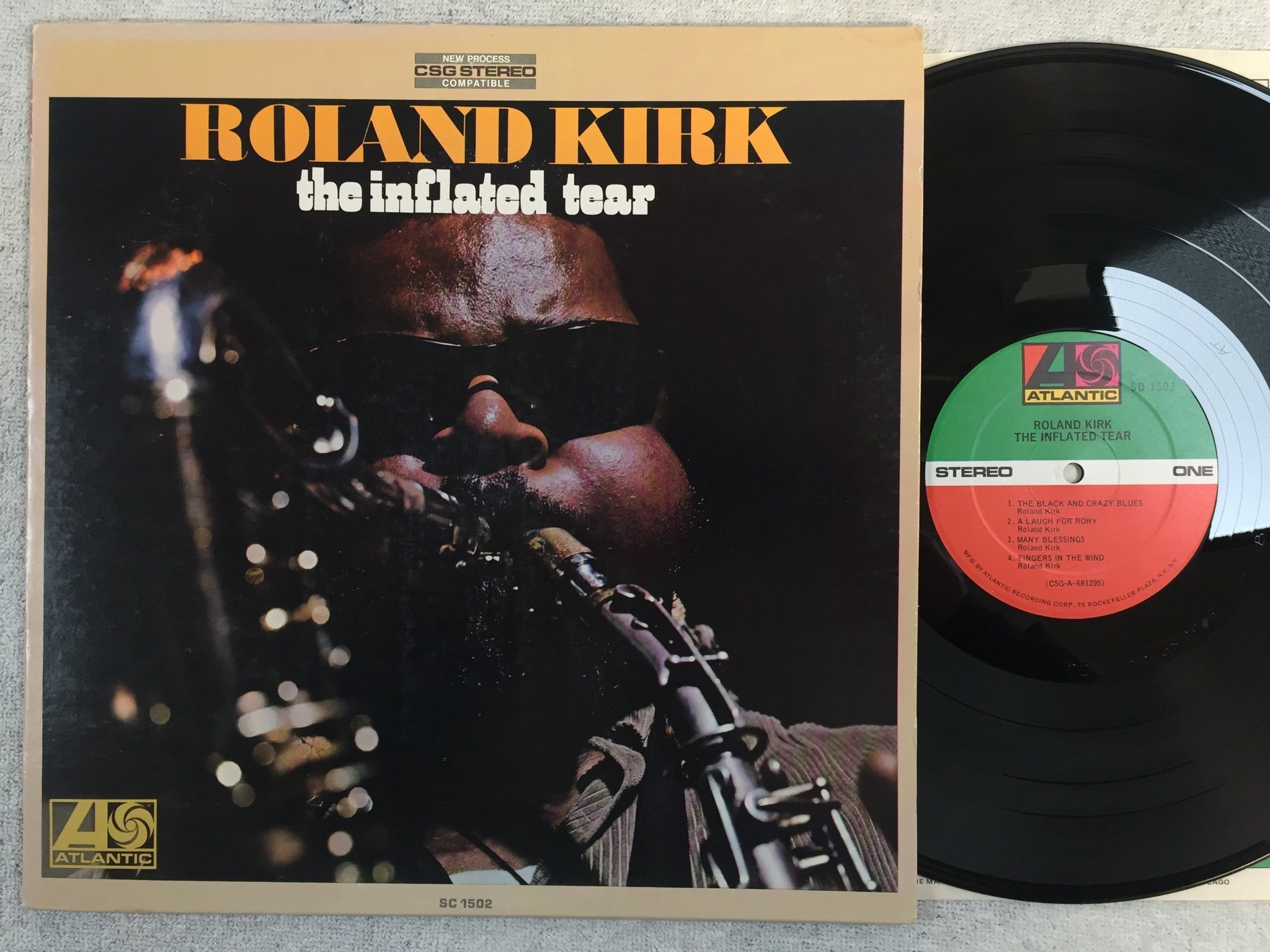 Omslagsbild för skivan ROLAND KIRK the inflated tear LP US ATLANTIC SD 1502