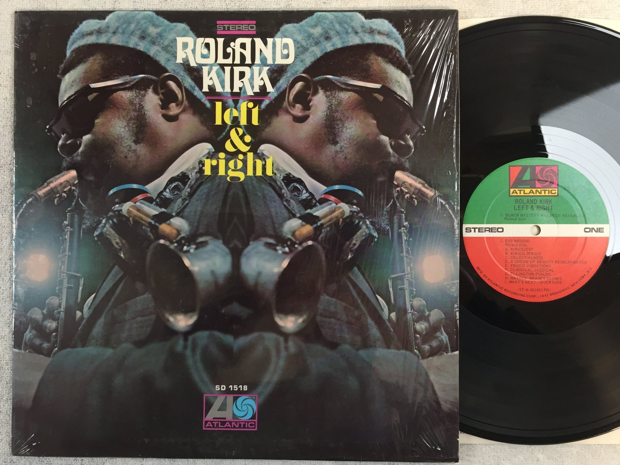 Omslagsbild för skivan ROLAND KIRK left & right LP   US ATLANTIC SD 1518