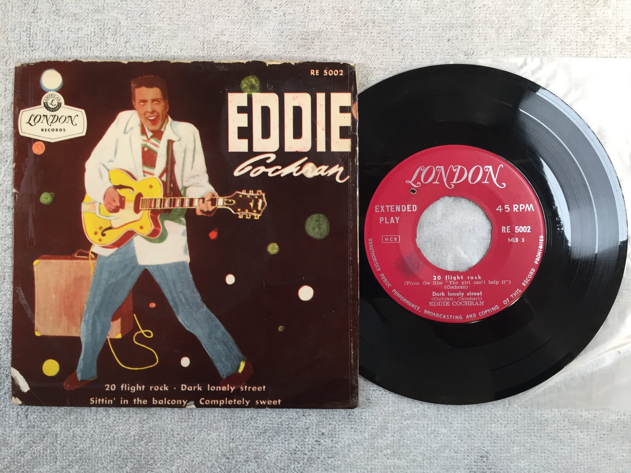 Omslagsbild för skivan Eddie Cochran 20 flight rock 7"ep Sweden LONDON RE 5002 mega rare