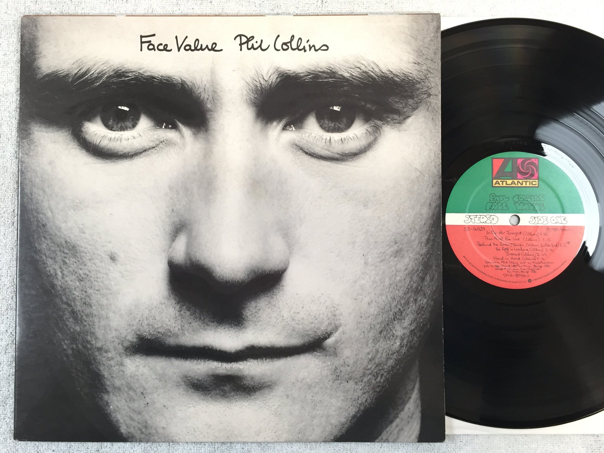Omslagsbild för skivan PHIL COLLINS face value LP -81 US ATLANTIC SD 16029