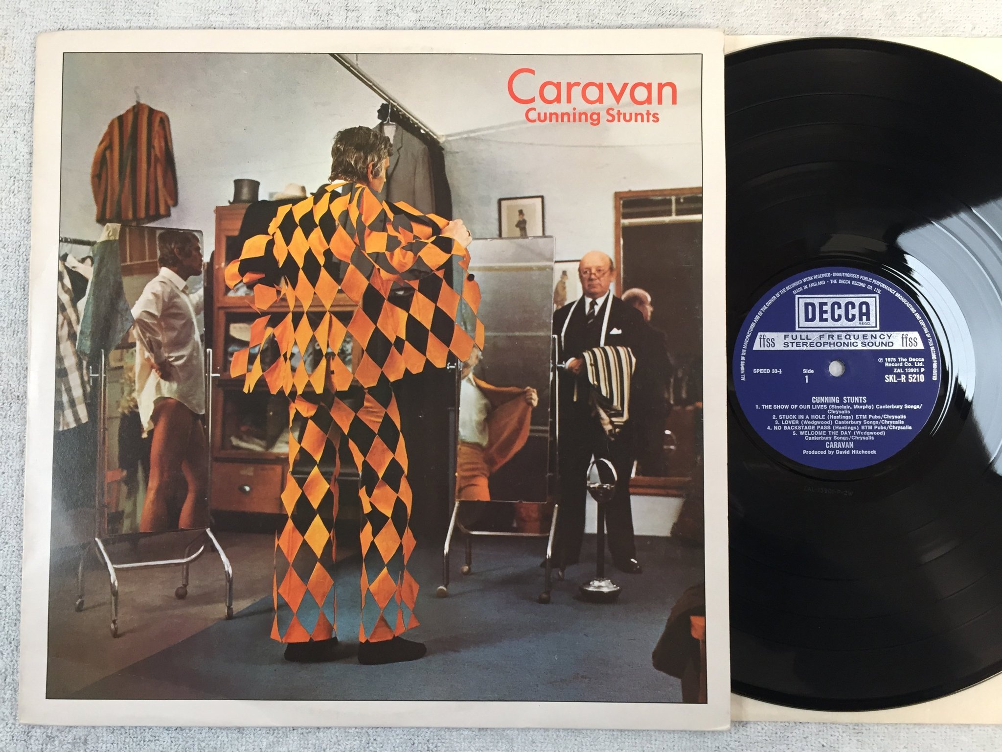 Omslagsbild för skivan CARAVAN cunning stunts LP -75 UK DECCA SKL-R 5210