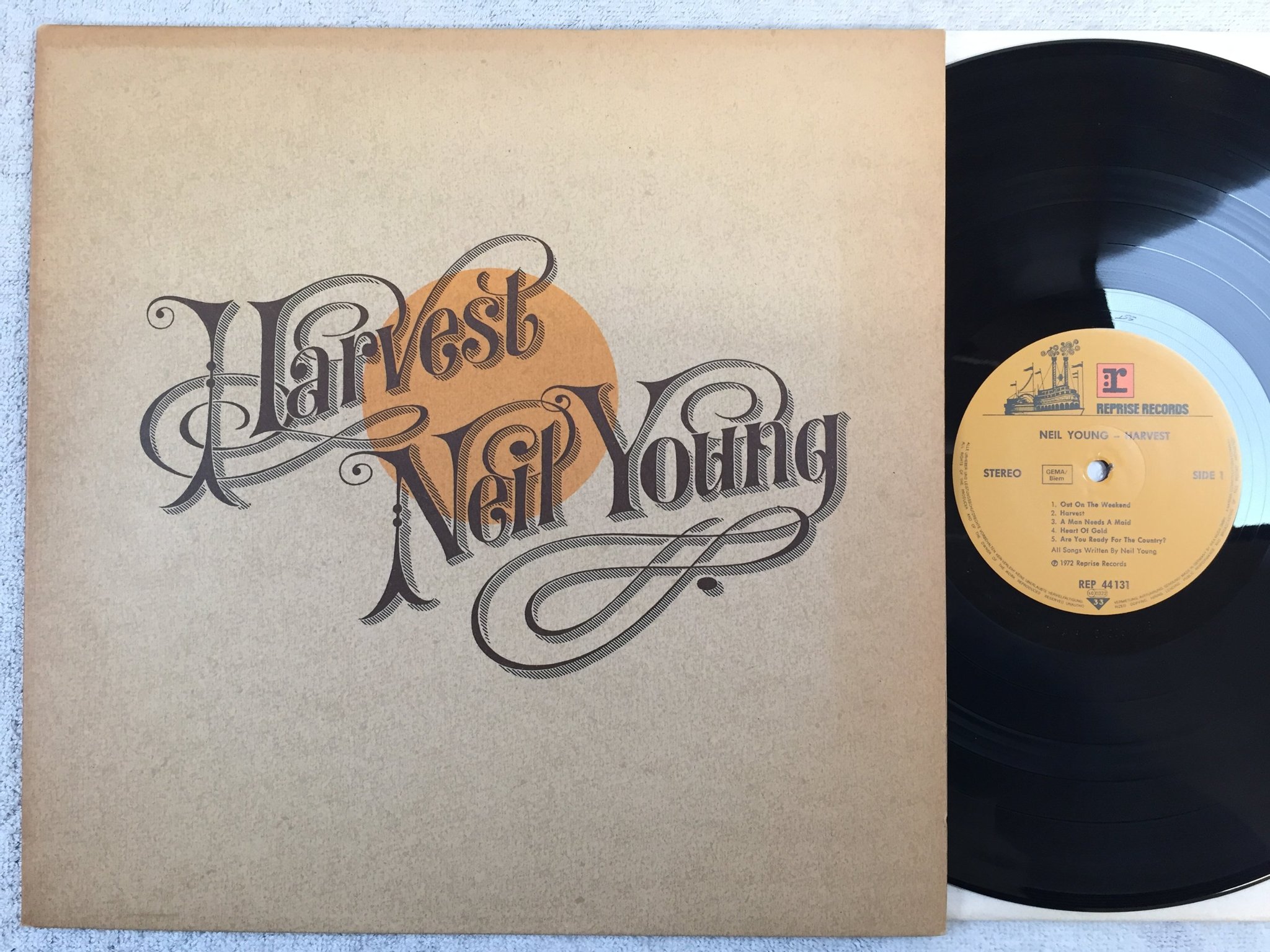 Omslagsbild för skivan Neil Young HARVEST LP GER reprise rep 44131