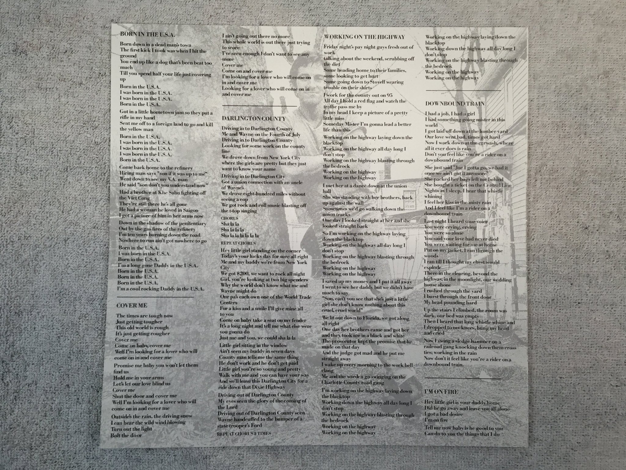 Omslagsbild för skivan BRUCE SPRINGSTEEN darkness on the edge of town LP -78 Hol CBS 86061