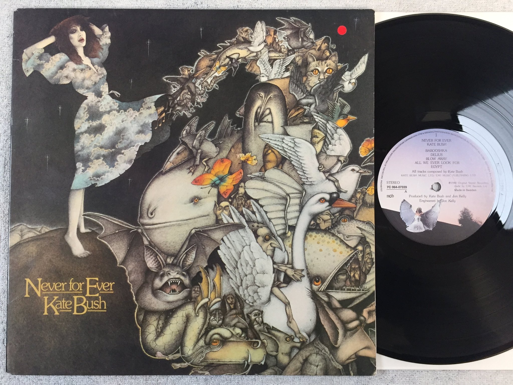 Omslagsbild för skivan KATE BUSH never for ever LP Swe EMI 7C 064-07339 "army dreamers"