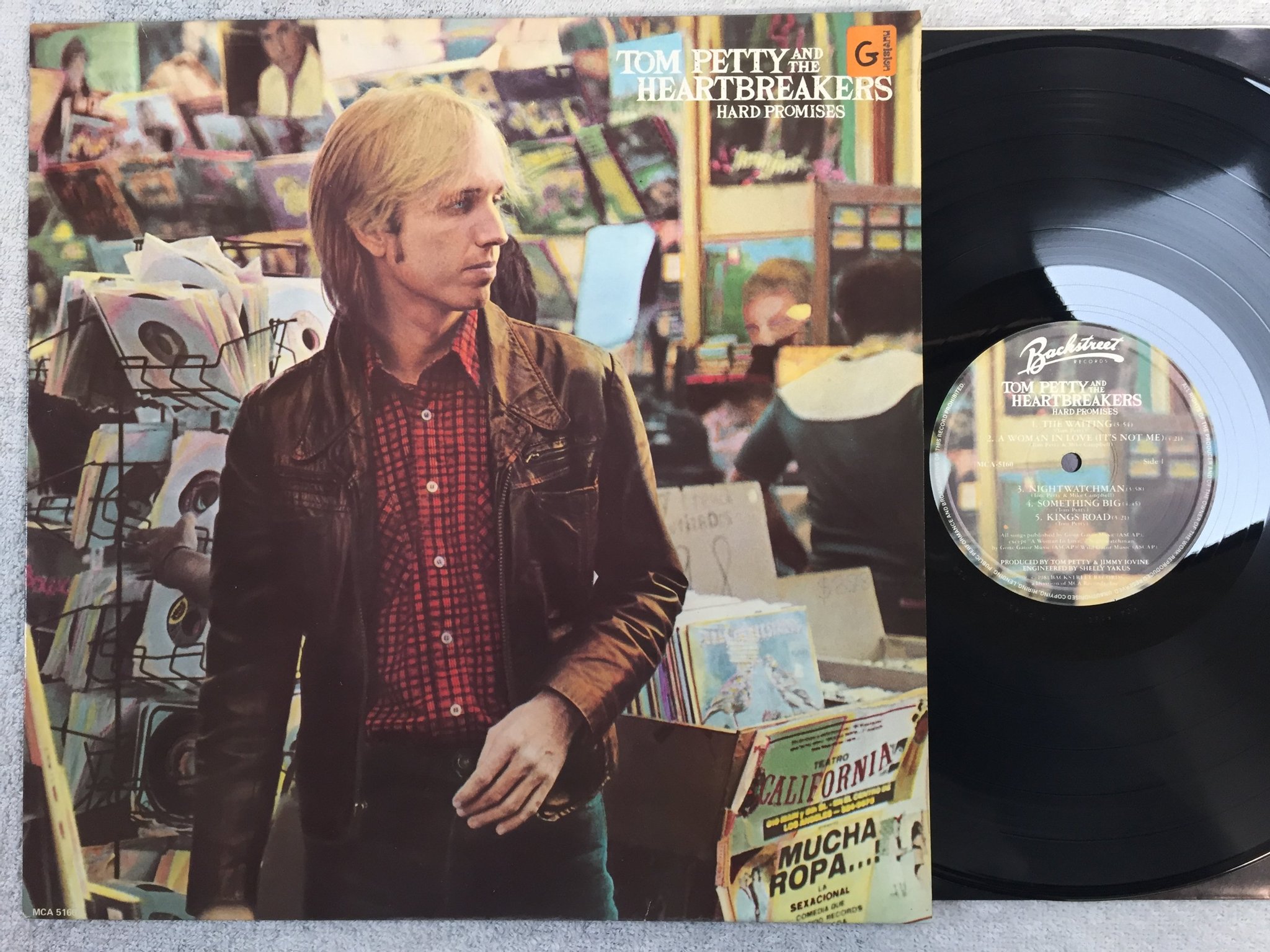 Omslagsbild för skivan TOM PETTY & THE HEARTBREAKERS hard promises LP -81 ncb BACKSTREET MCA 5160