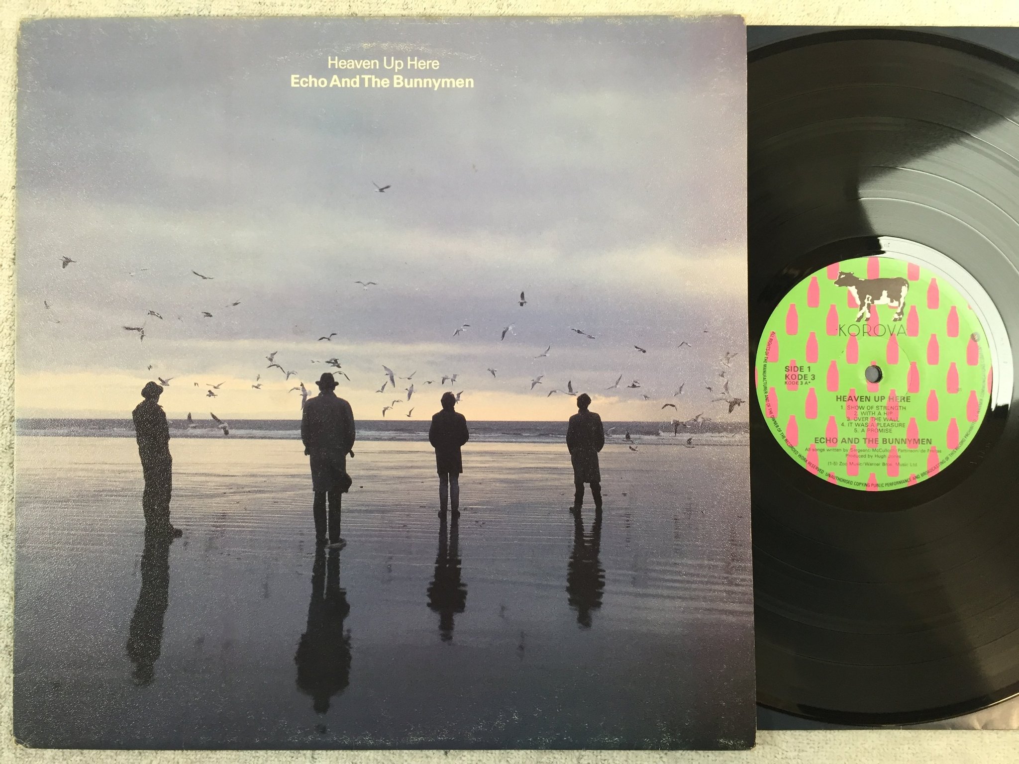 Omslagsbild för skivan ECHO AND THE BUNNYMEN heaven up here LP -81 UK KOROVA  KODE 3