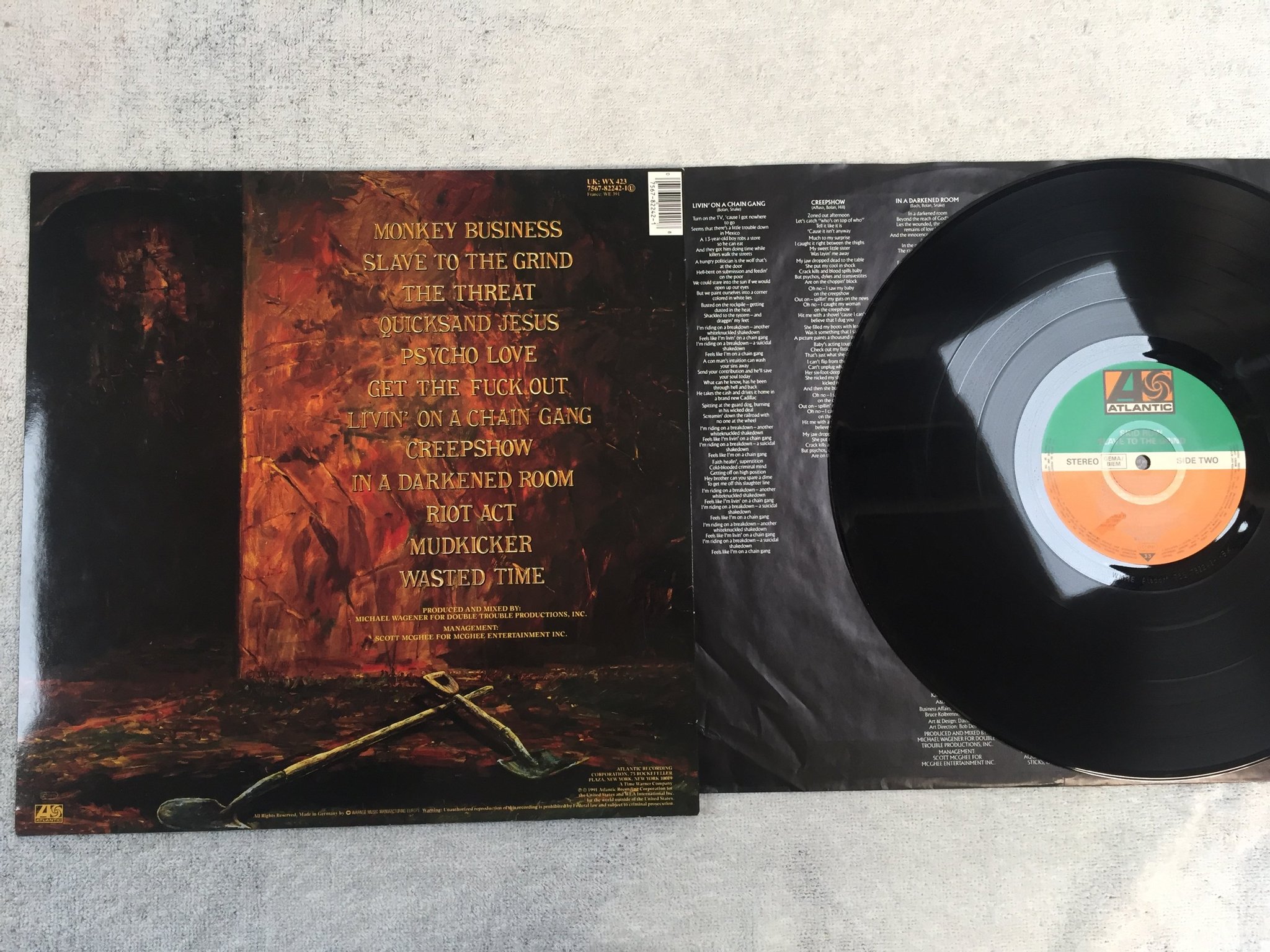 Omslagsbild för skivan SKID ROW slave to the grind LP -91 Ger ATLANTIC 7567-82242-1