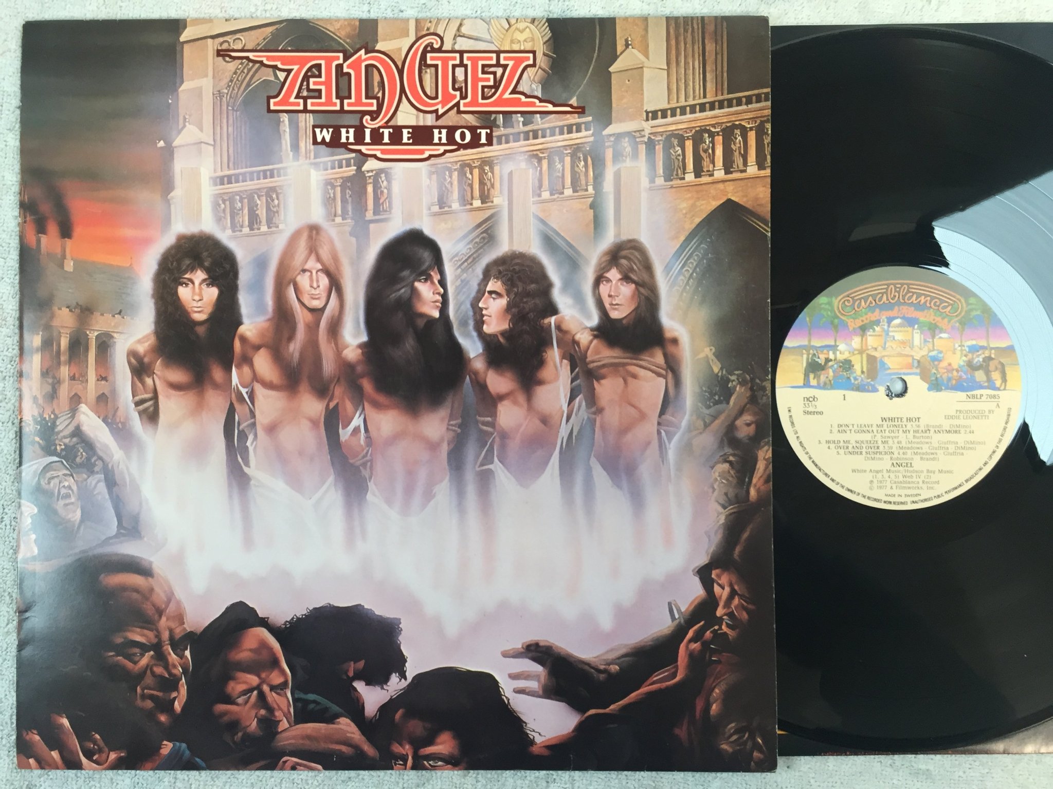 Omslagsbild för skivan ANGEL white hot LP -77 ncb CASABLANCA NBLP 7085