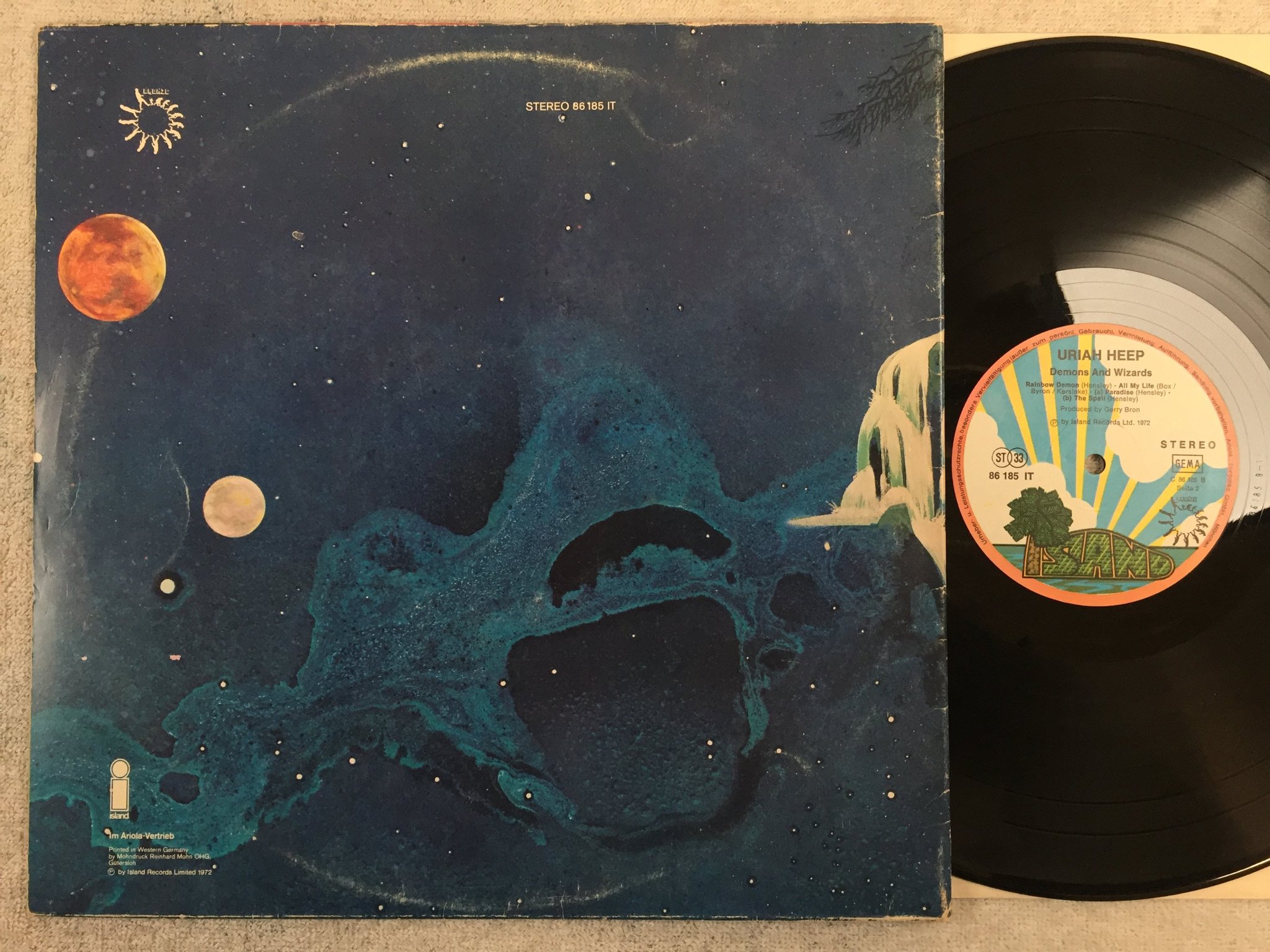 Omslagsbild för skivan URIAH HEEP demons and wizards LP -72 Ger ISLAND 86 185 IT 