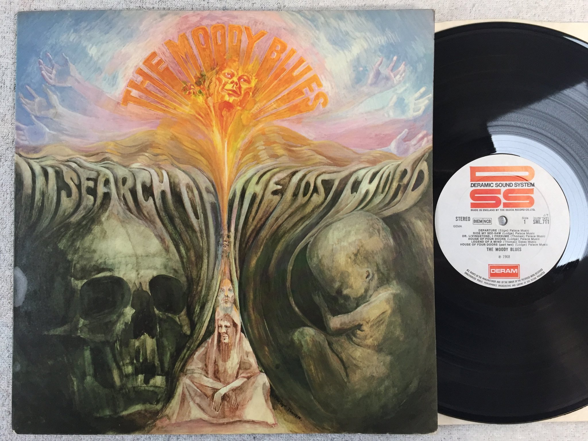 Omslagsbild för skivan THE MOODY BLUES in search of the lost chord LP -68 UK DERAM SML 711