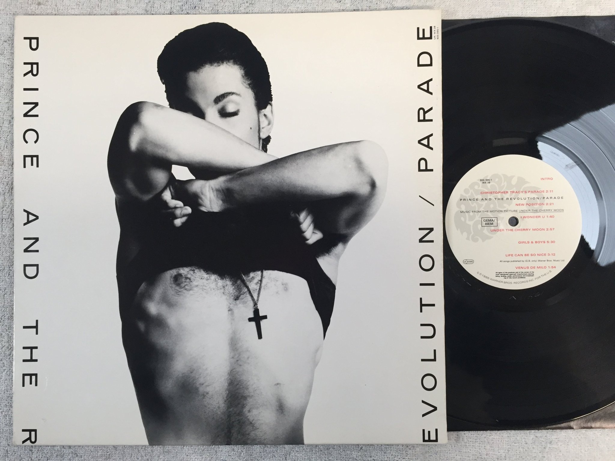 Omslagsbild för skivan PRINCE AND THE REVOLUTION parade LP -86 Ger PAISLEY PARK 925395-1