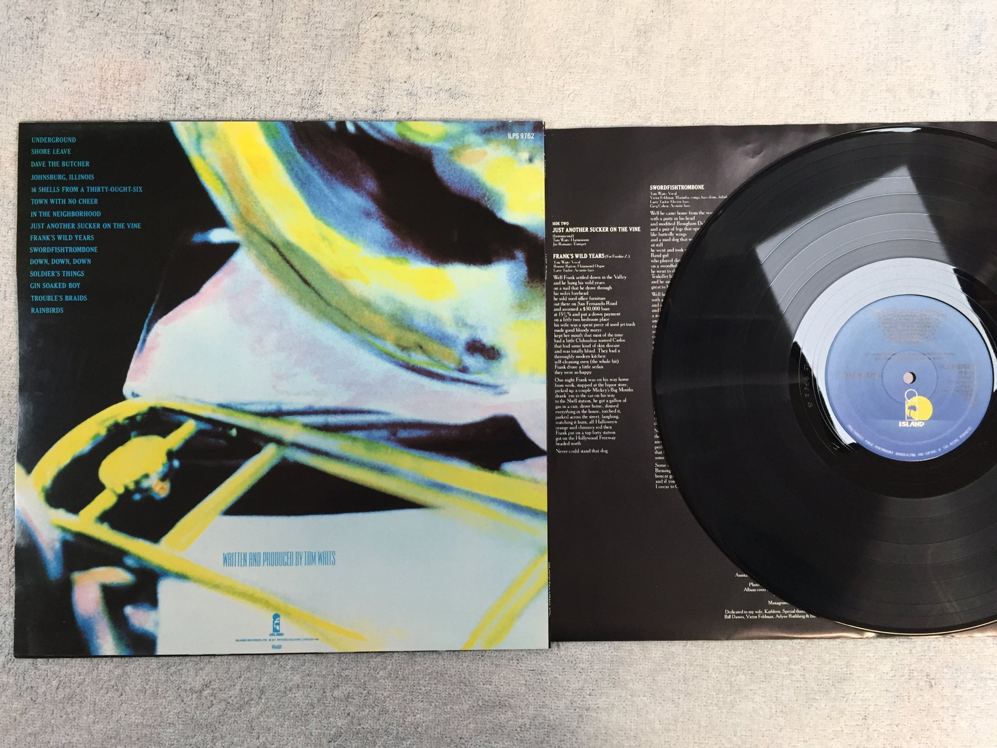 Omslagsbild för skivan TOM WAITS swordfishtrombones LP -83 ncb ISLAND ILPS 9762