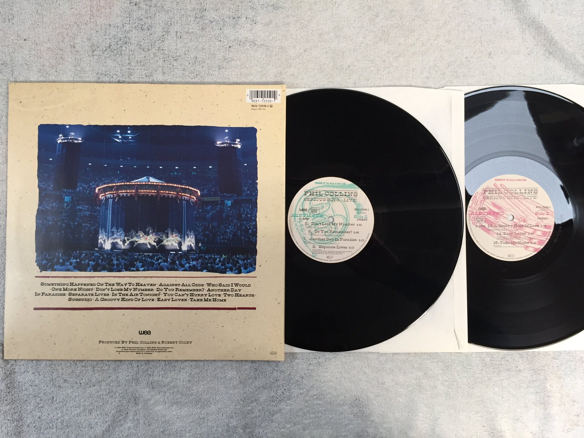 Omslagsbild för skivan PHIL COLLINS serious hits...live 2xLP -84 Ger WEA 9031-72550-1