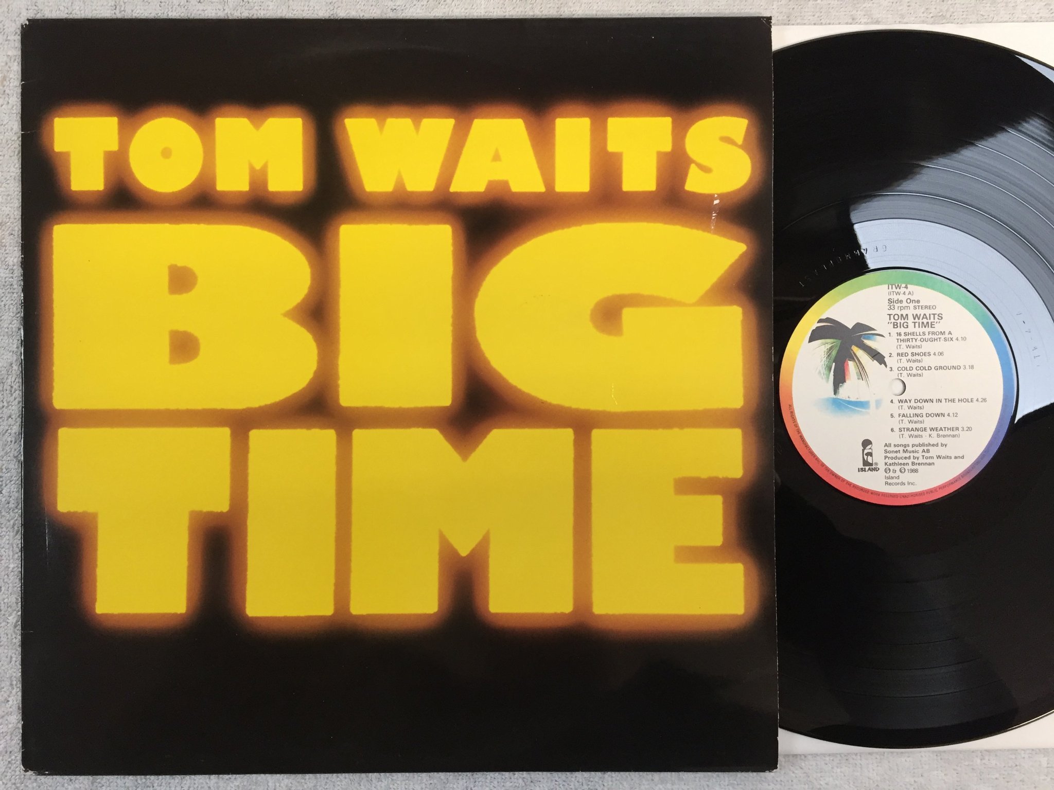 Omslagsbild för skivan TOM WAITS big time LP -88 ISLAND ITW-4