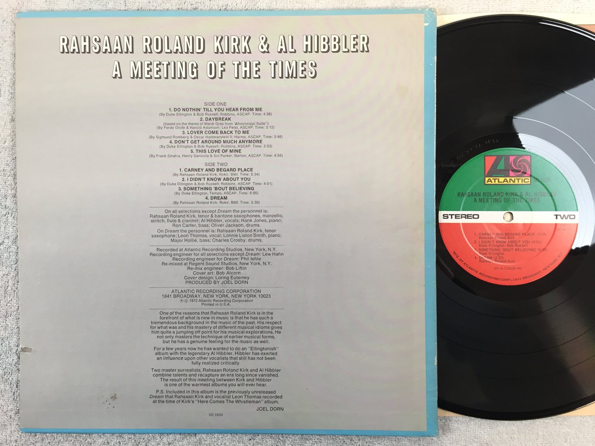 Omslagsbild för skivan RAHSAAN ROLAND KIRK & AL HIBBLER a meeting of the times LP -72 US SD 1630