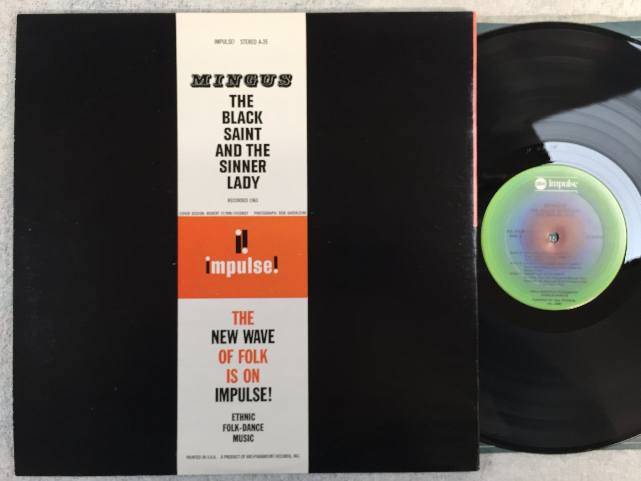 Omslagsbild för skivan MINGUS the black saint & the sinner lady LP re US ABC/IMPULSE AS-35